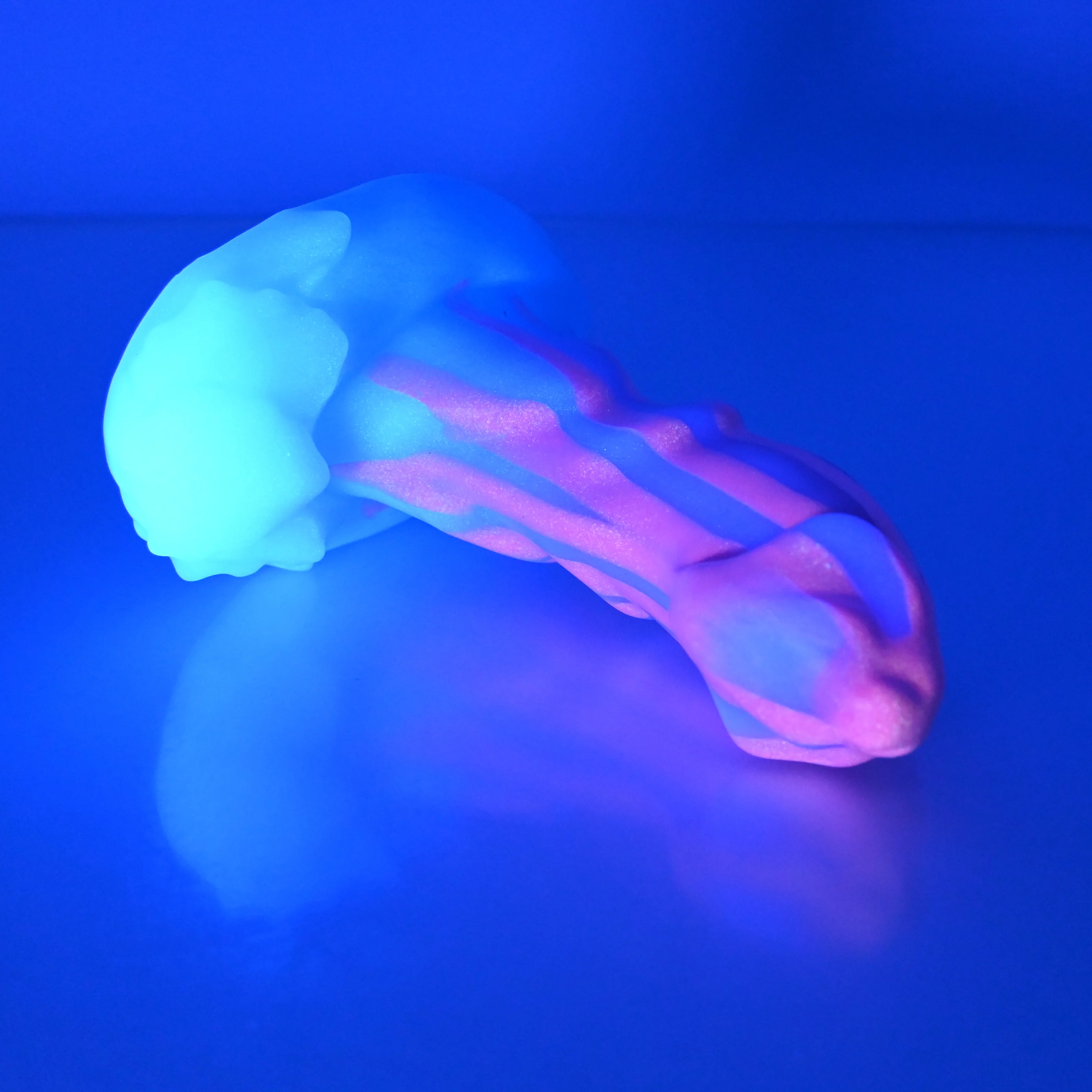 R2SCQ43 Oberon Small 0030 UV GITD - Image 3