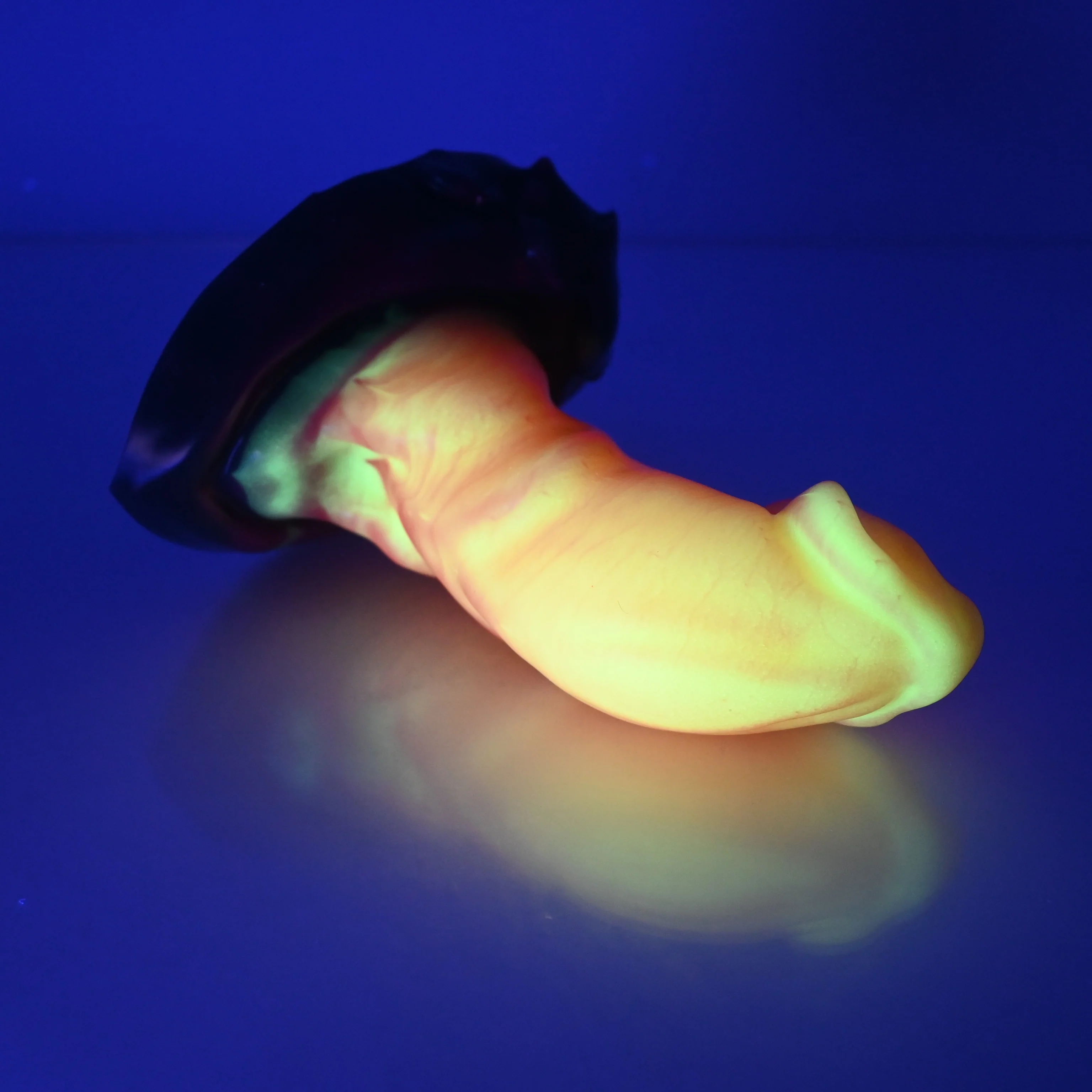R2MCW93 Oberon Small 0050 UV GITD - Image 3