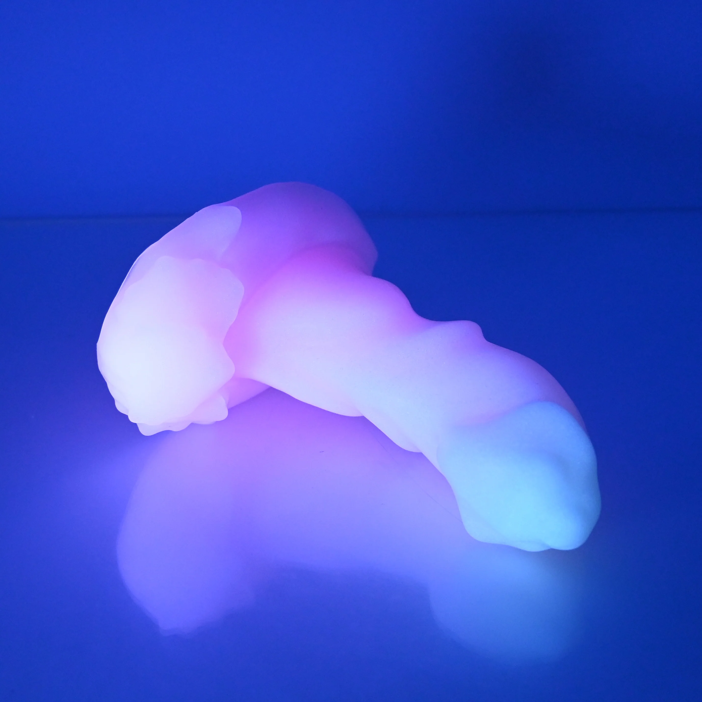 R2SDG52 Oberon Small 0030 UV GITD - Image 3