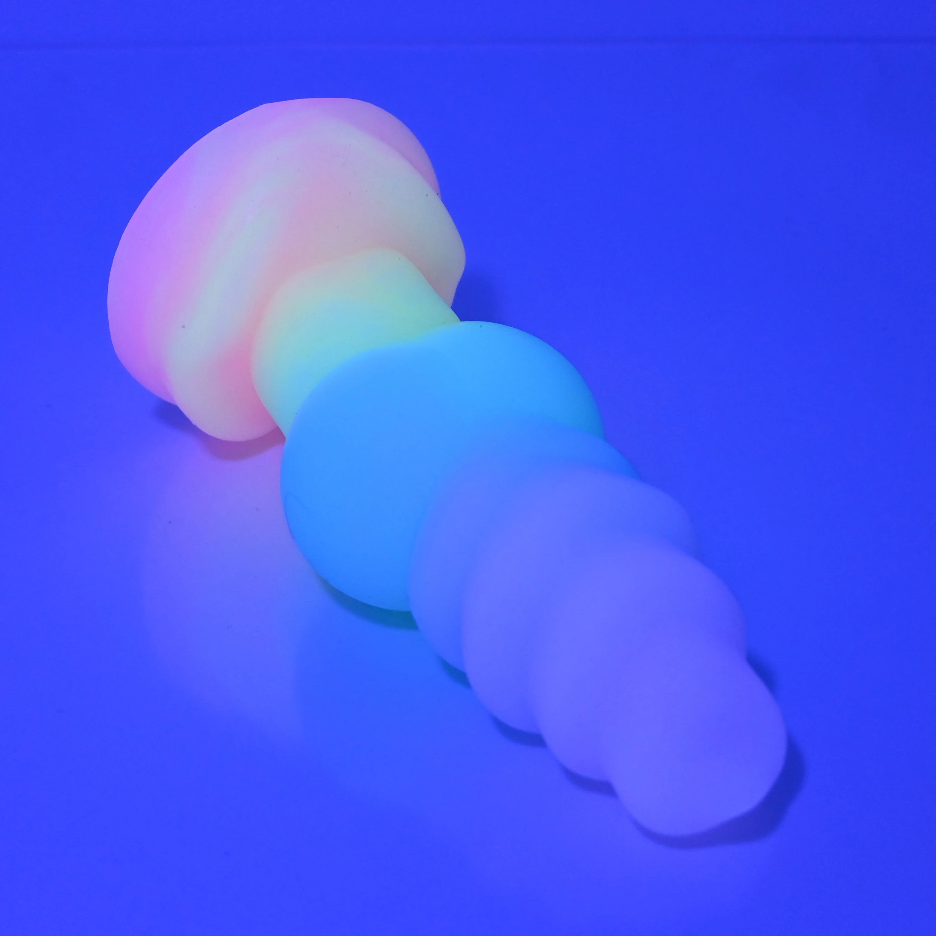 P2SBB74 Pluto Small Soft UV GITD - Image 2