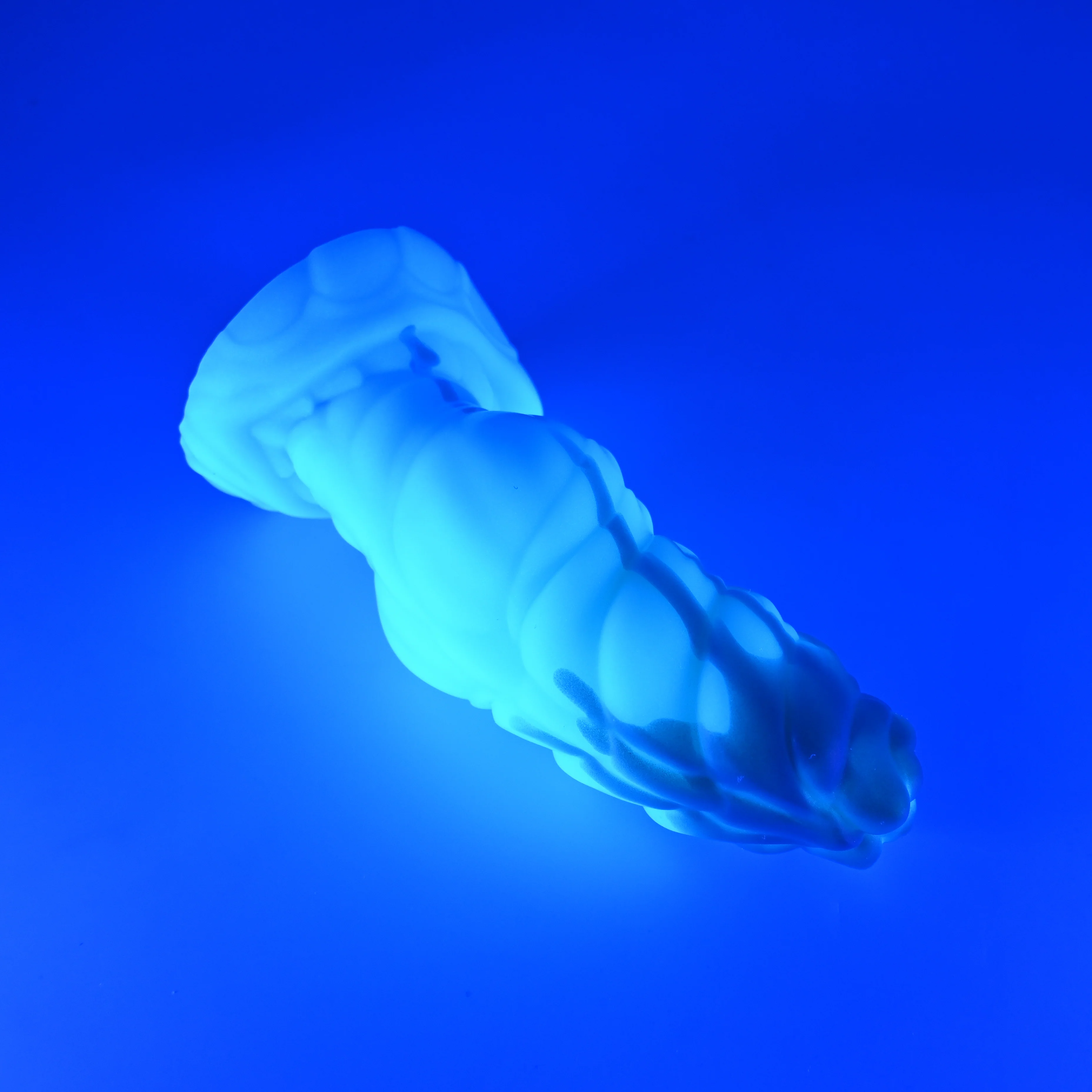 P3SJH74 Pluto Medium 0030 UV GITD CS - Image 3