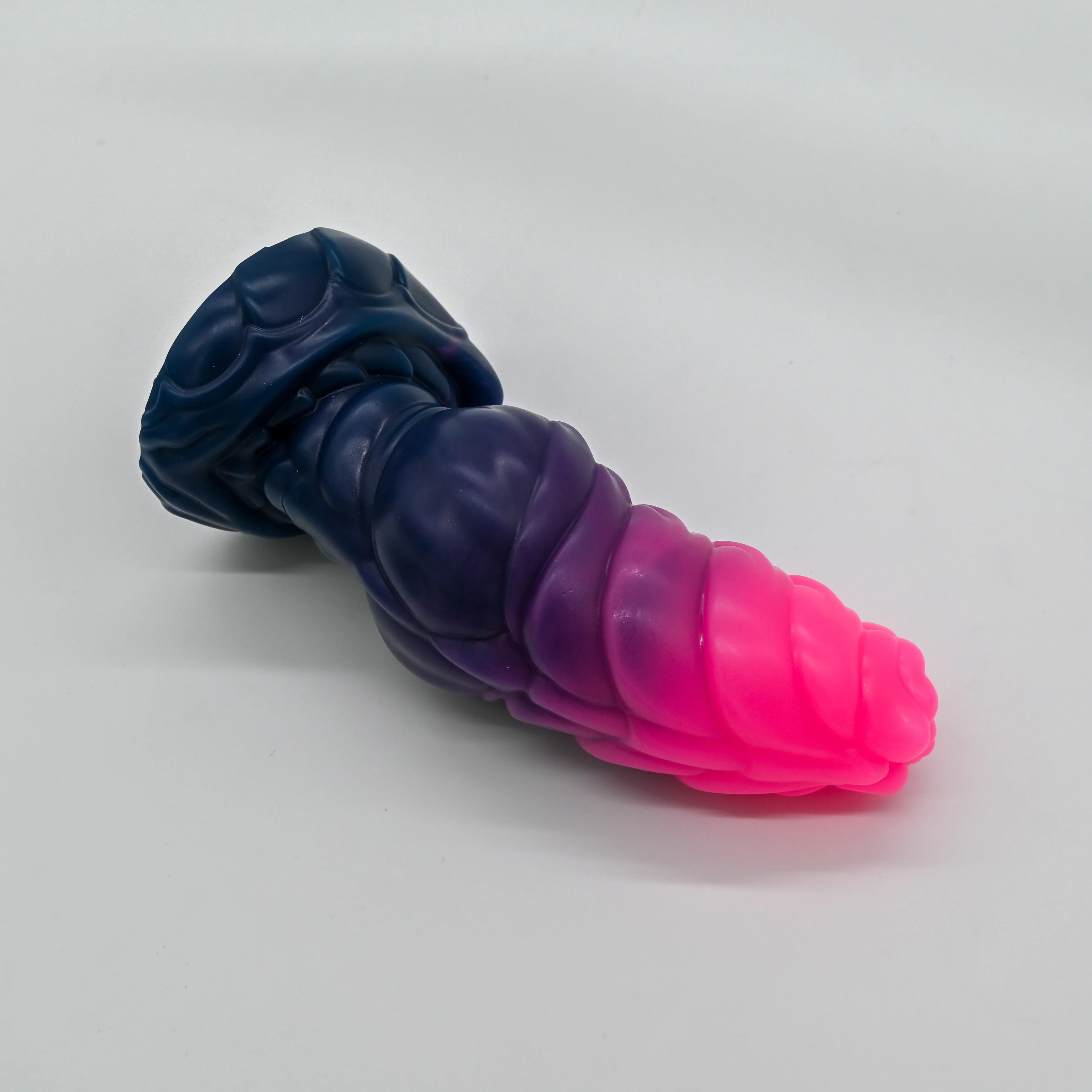 P3MJL82 Pluto Medium 0050 UV GITD