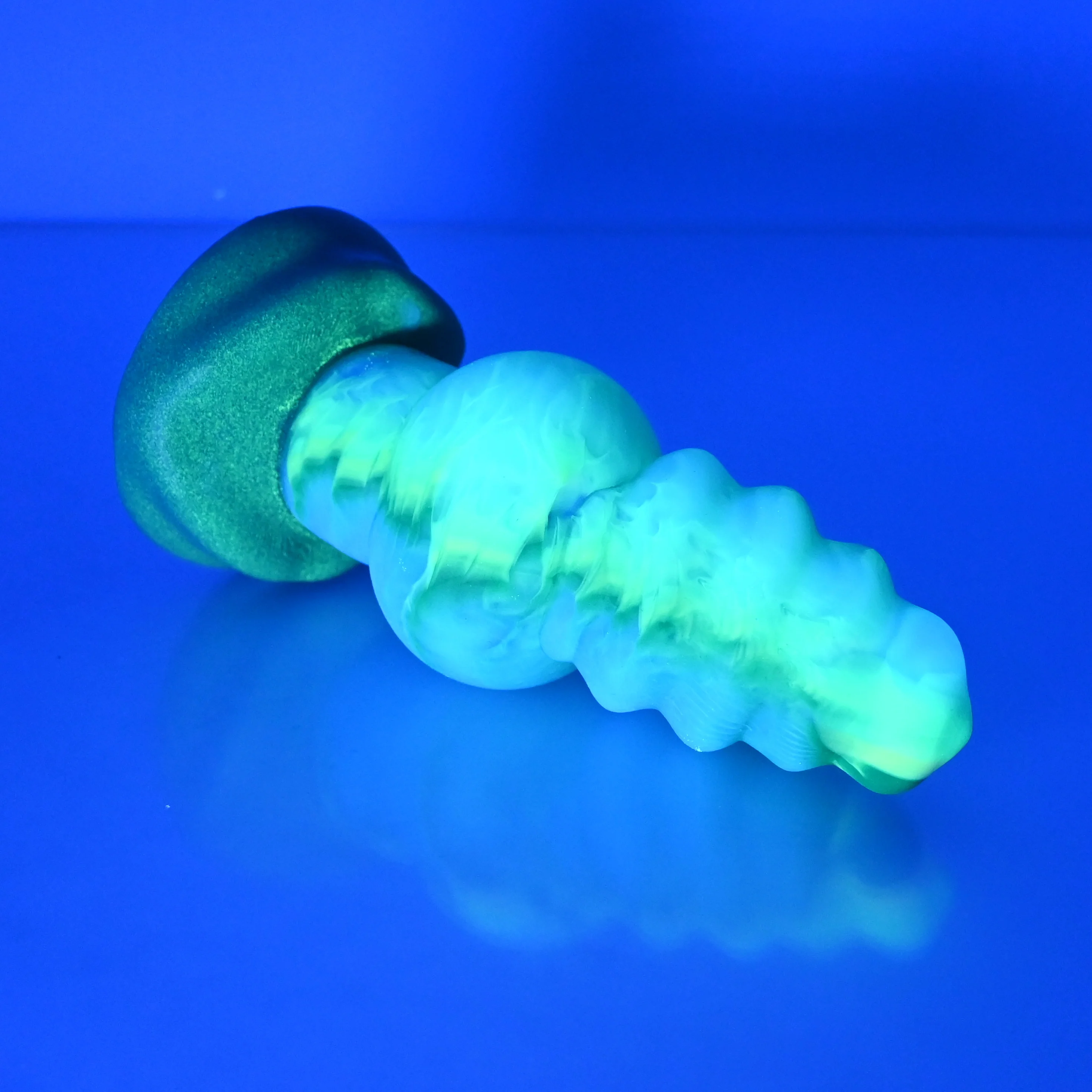 P2TBW30 Pluto Small NC 0031 UV GITD - Image 3