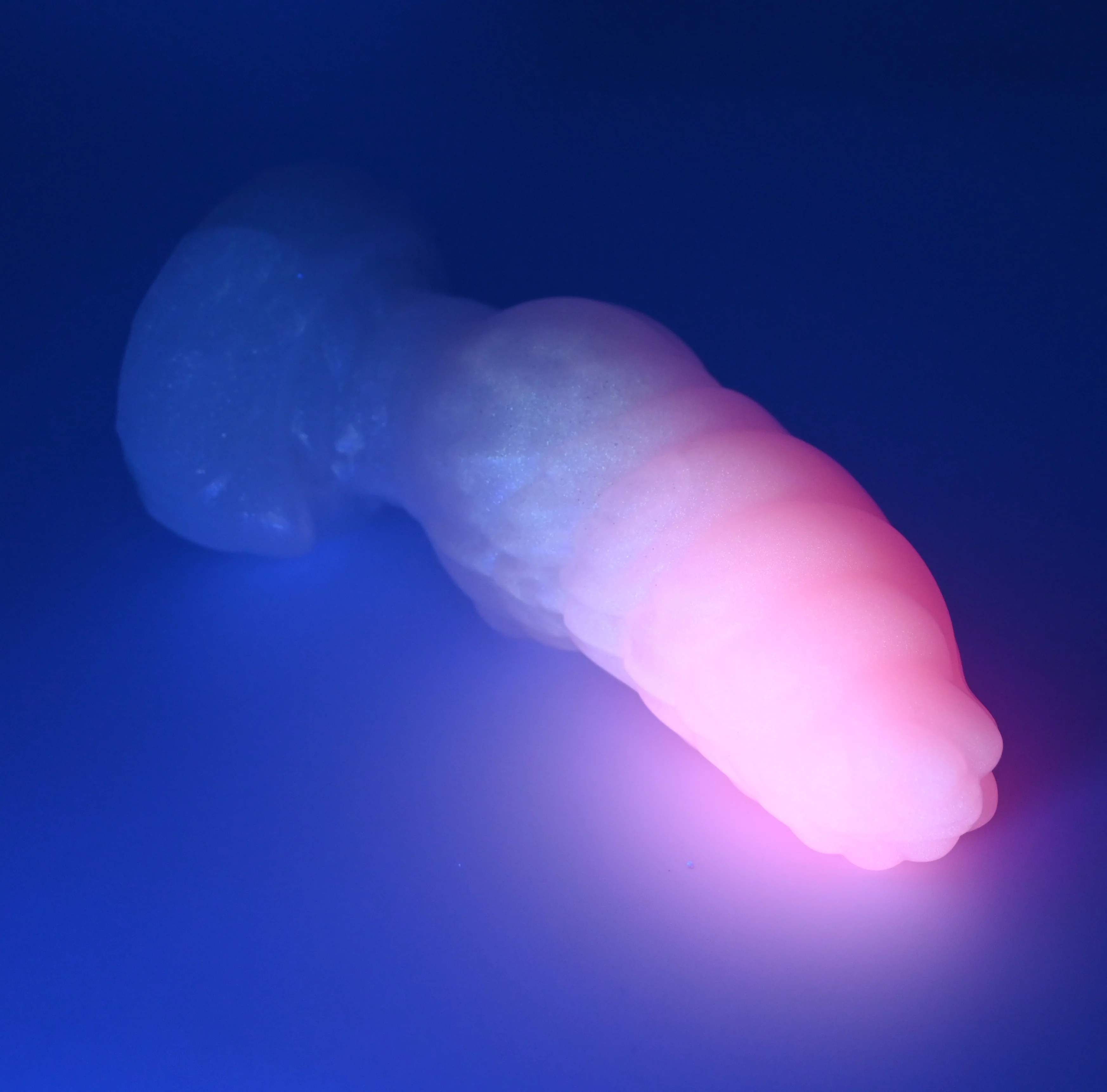 P2SGH76 Pluto Small 0030 UV GITD - Image 3