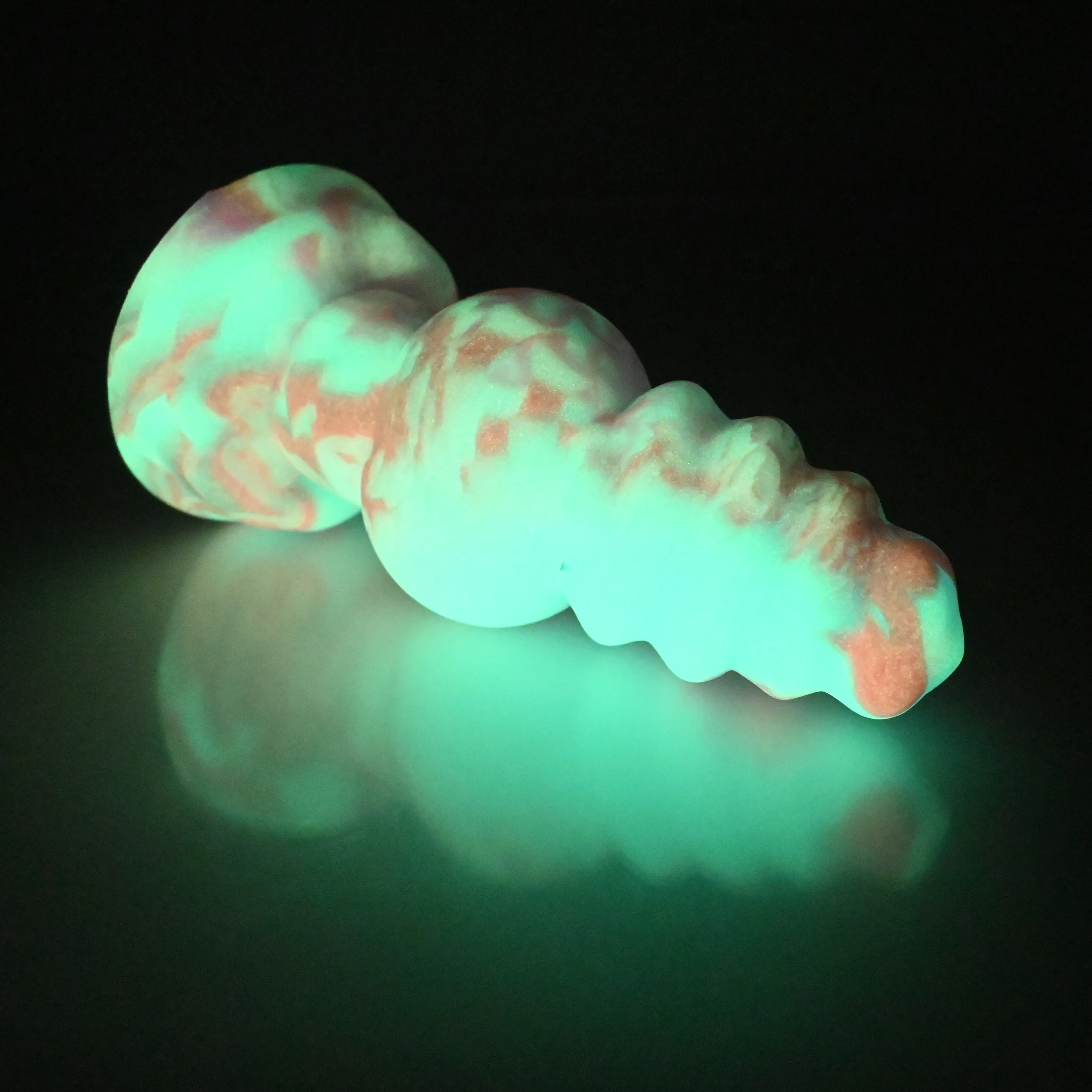 P2MCN70 Pluto Small 0050 UV GITD - Image 4