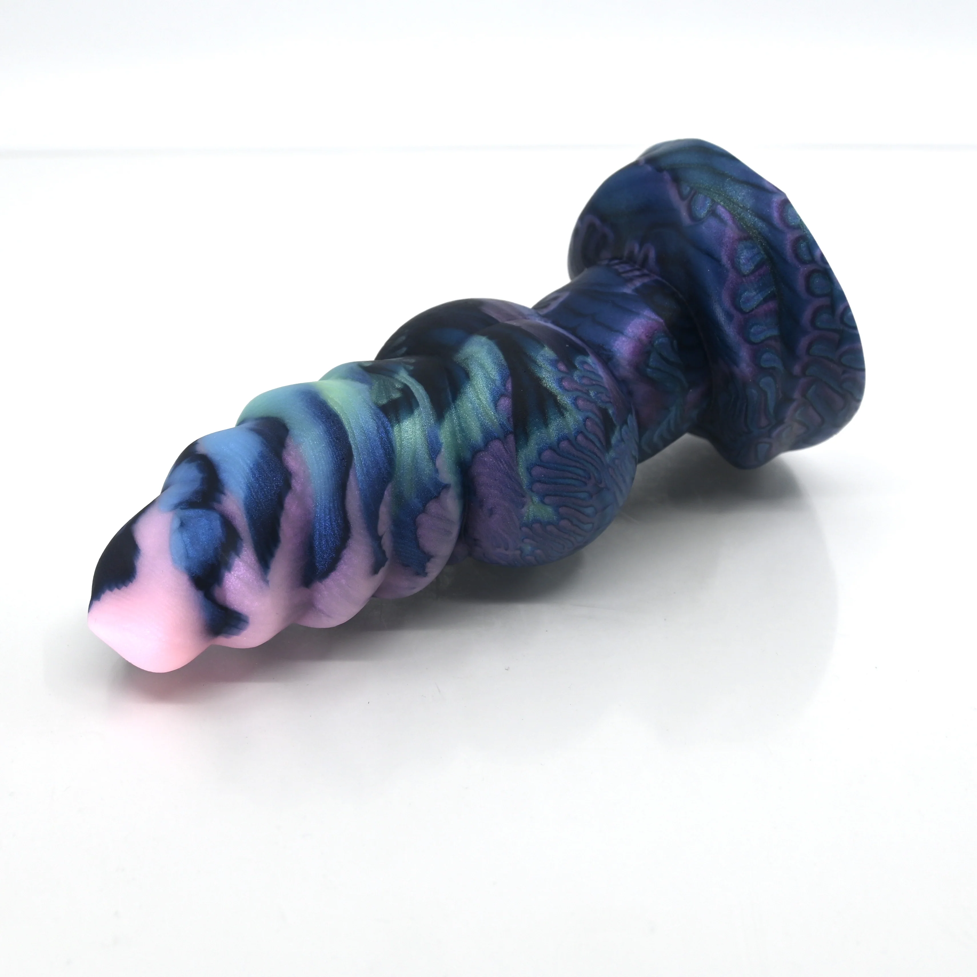 P2MCV49 Pluto Small 0050 UV GITD