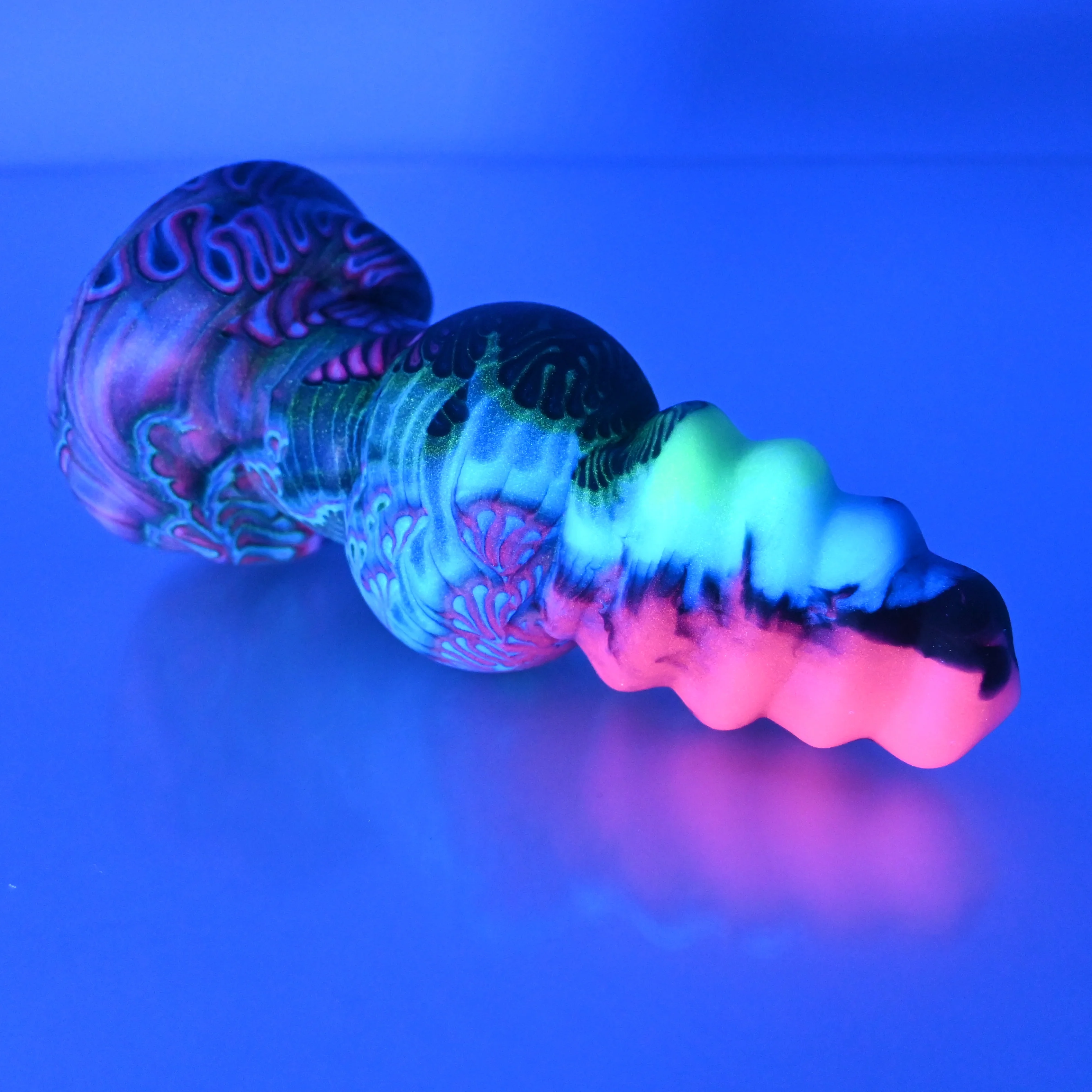 P2MCV49 Pluto Small 0050 UV GITD - Image 3