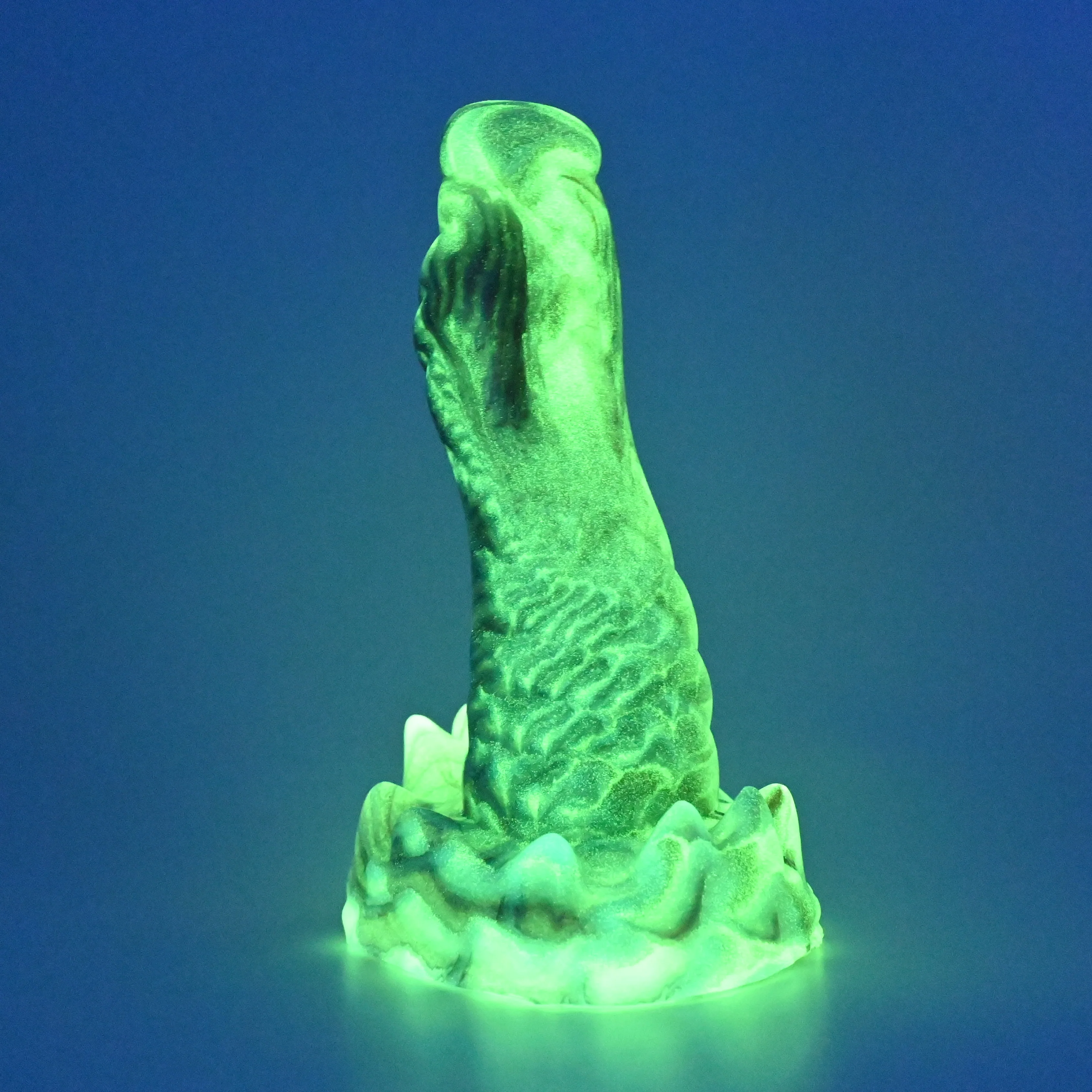 S2MAX01 Snark Small Medium GITD - Image 3