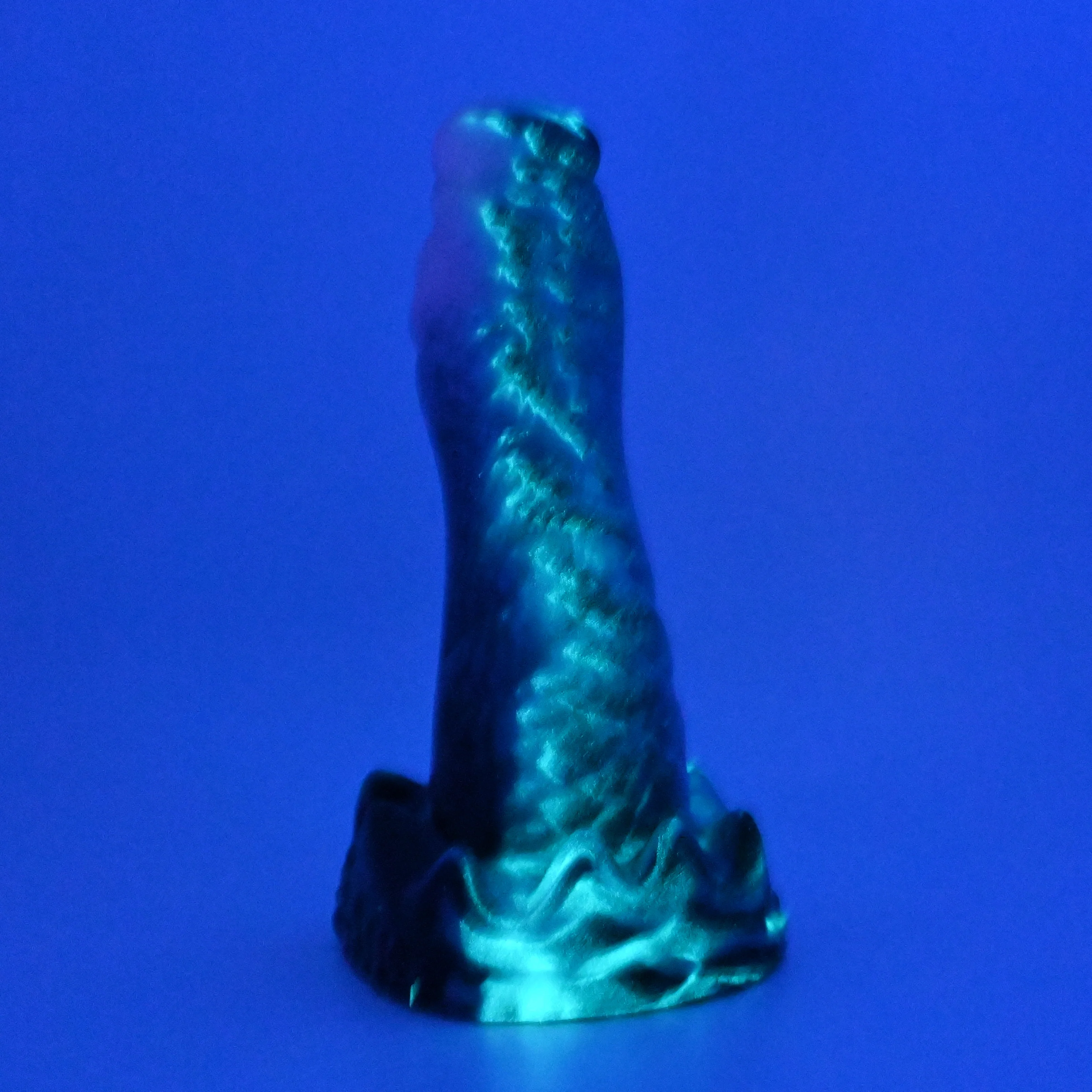 S3MAW93 Snark Medium Medium GITD - Image 4