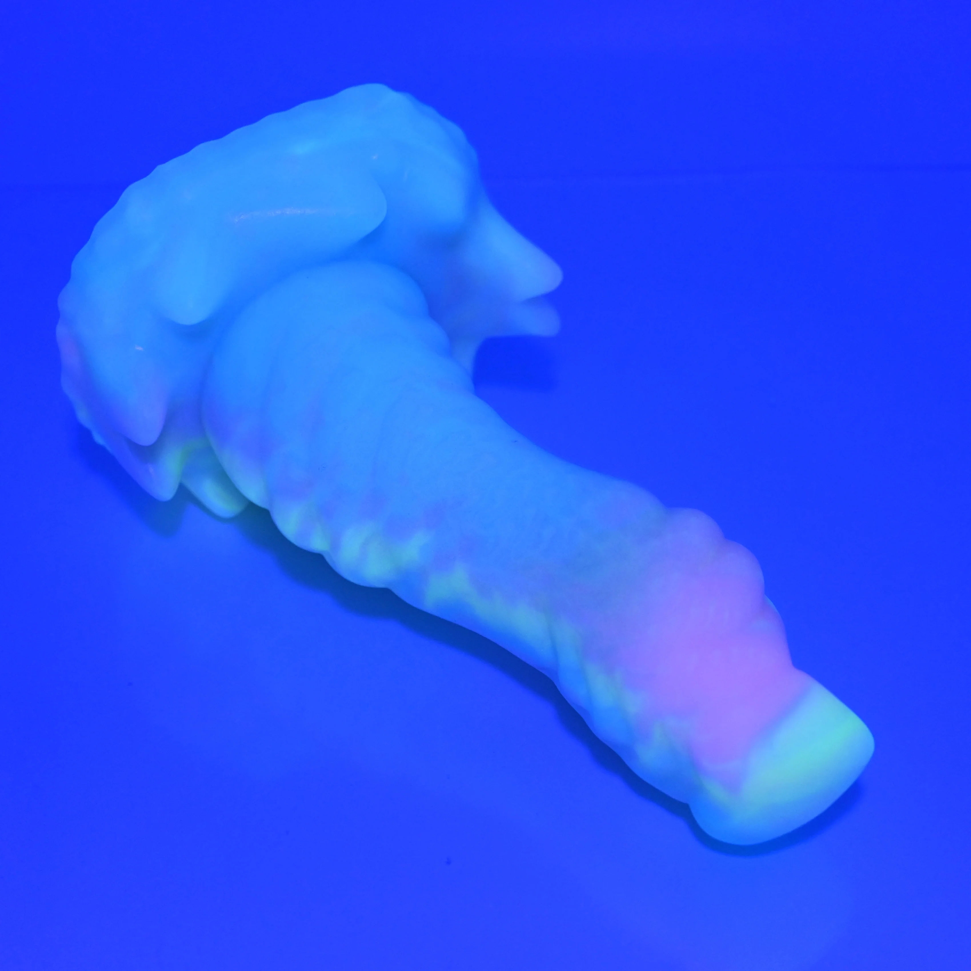 S3MBE88 Snark Medium Medium UV GITD - Image 4