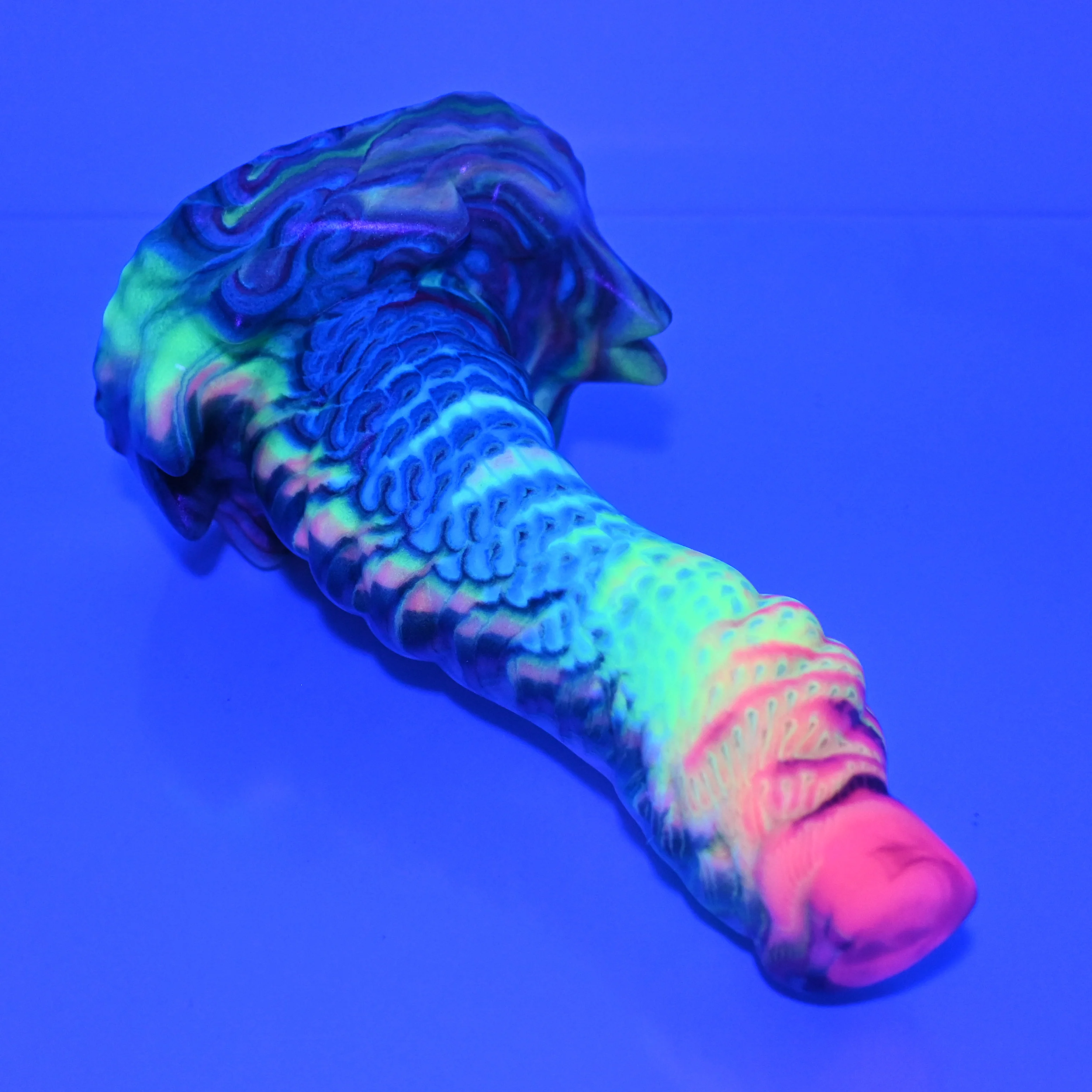 S3SBA79 Snark Medium Soft UV GITD - Image 4