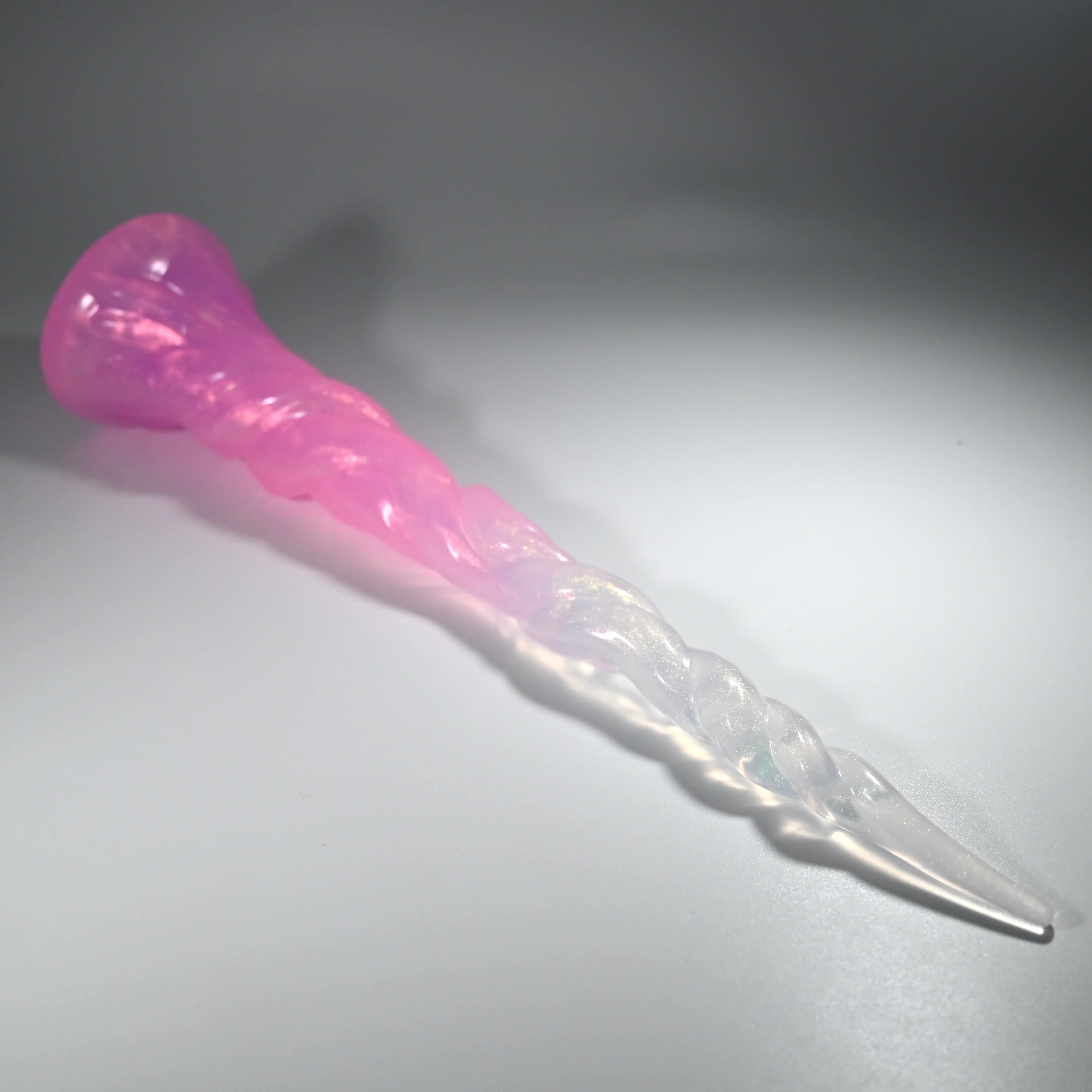 S2TGJ26 Sera's Horn Small NC 0031 CS