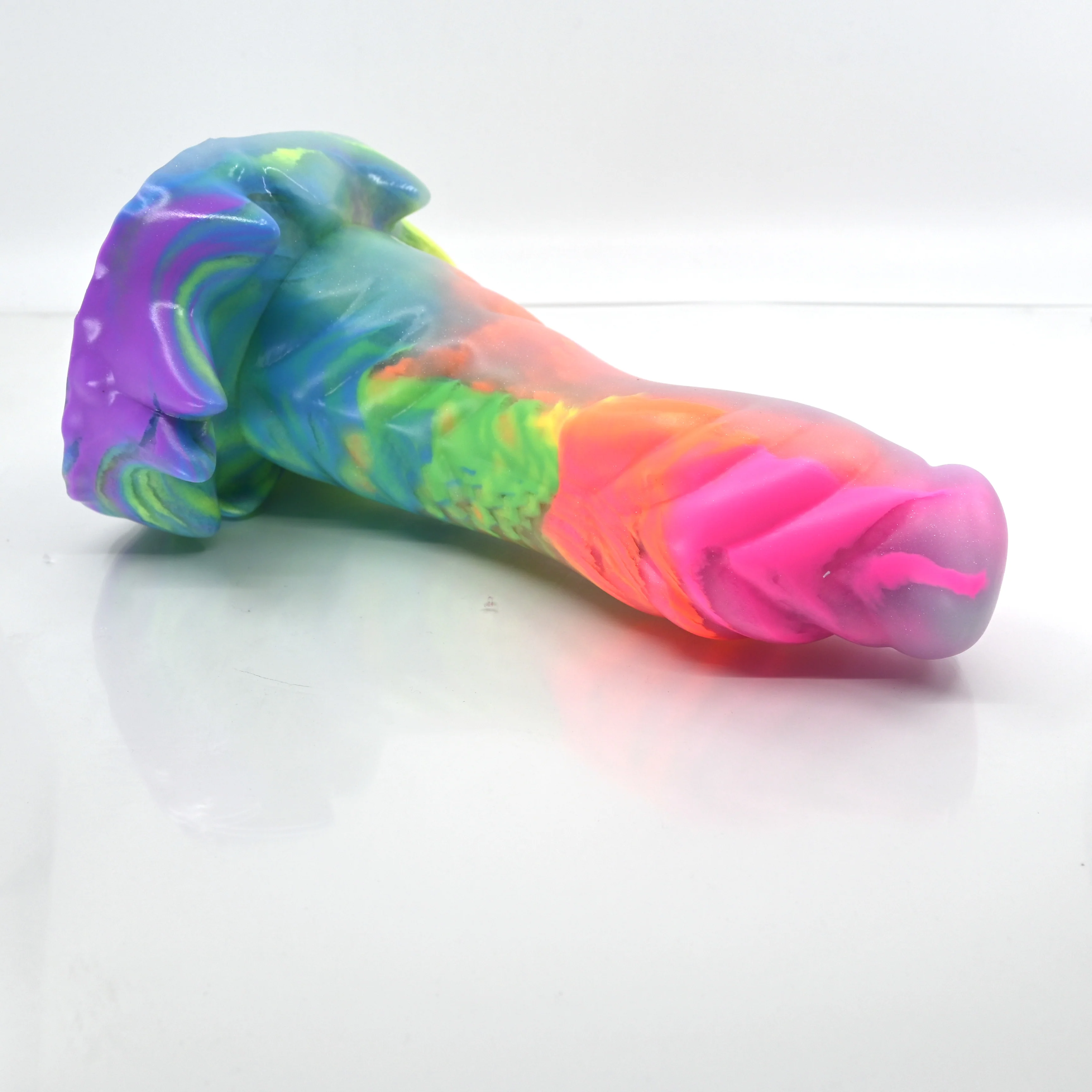 S4XCH05 Snark Large 0020 UV GITD *FLOP*