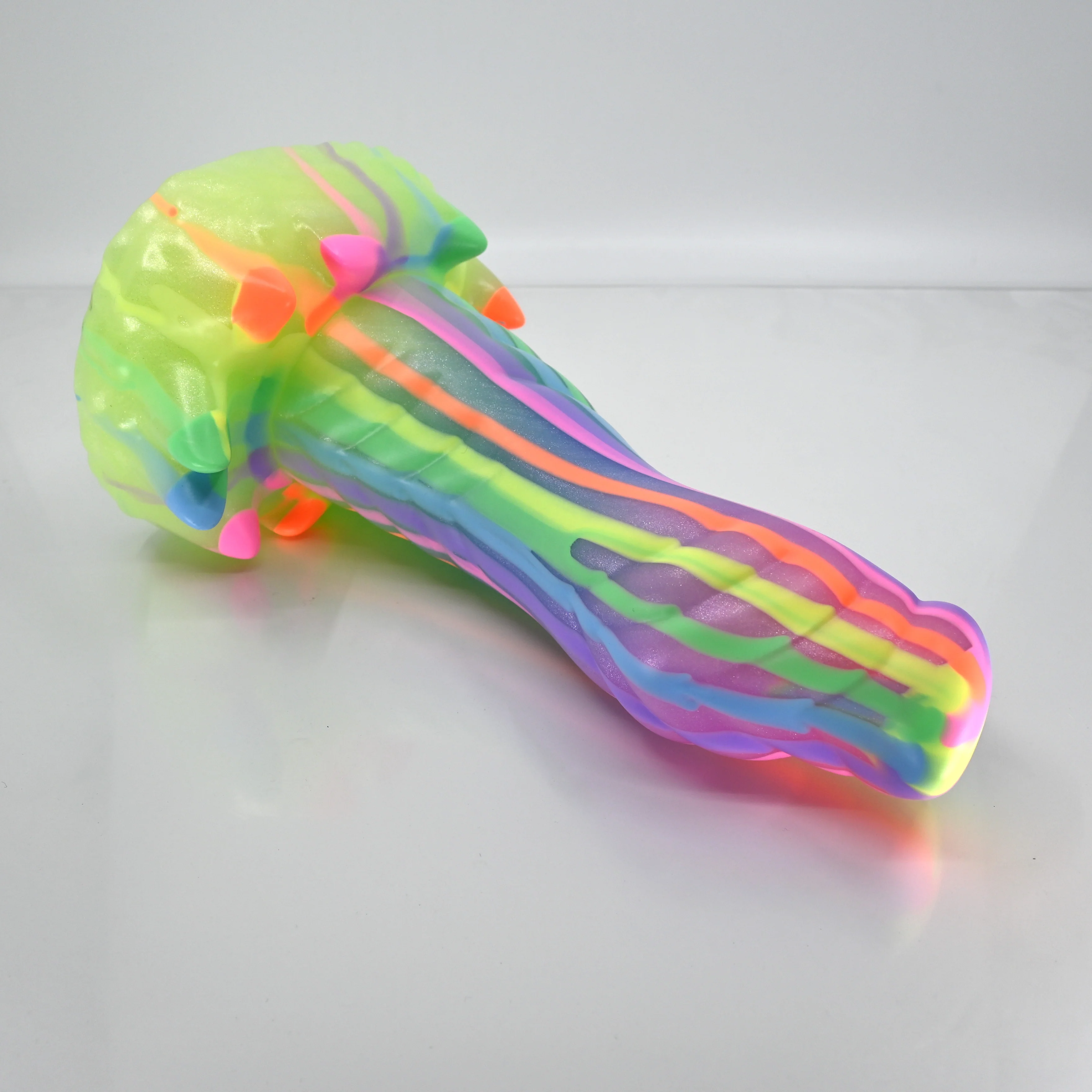 S4SBS43 Snark Large 0030 UV GITD