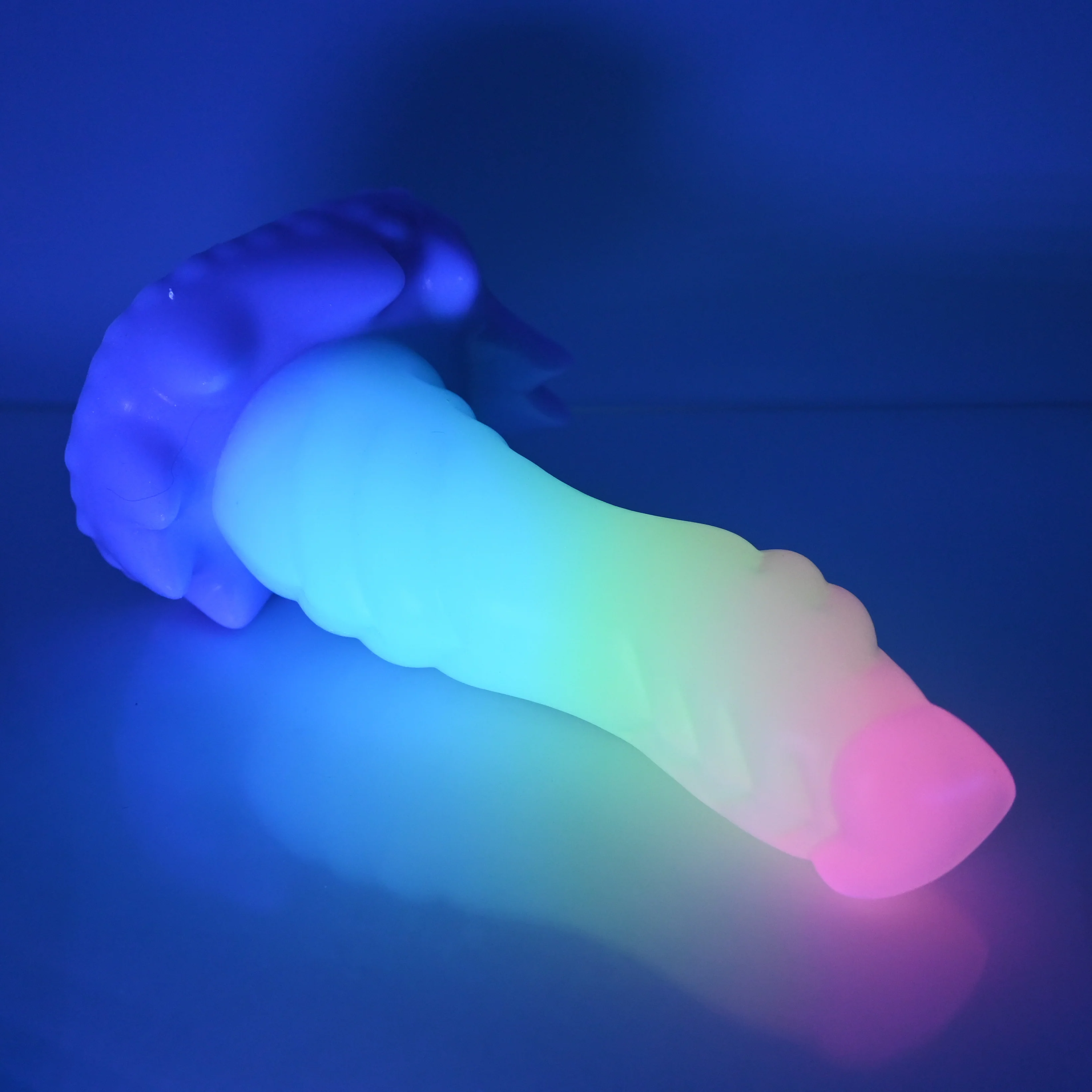 S4TBW34 Snark Large NC 0031 UV GITD - Image 3