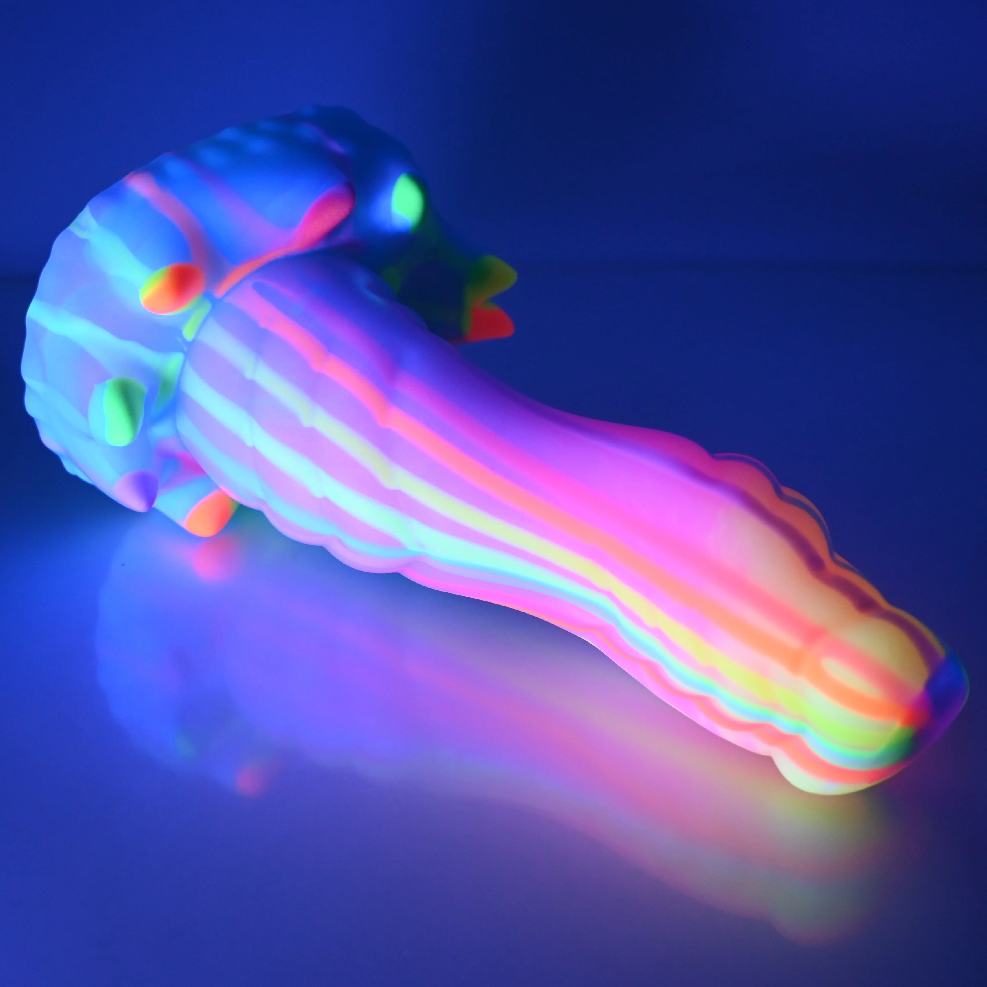 S4SBZ06 Snark Large 0030 UV GITD - Image 3