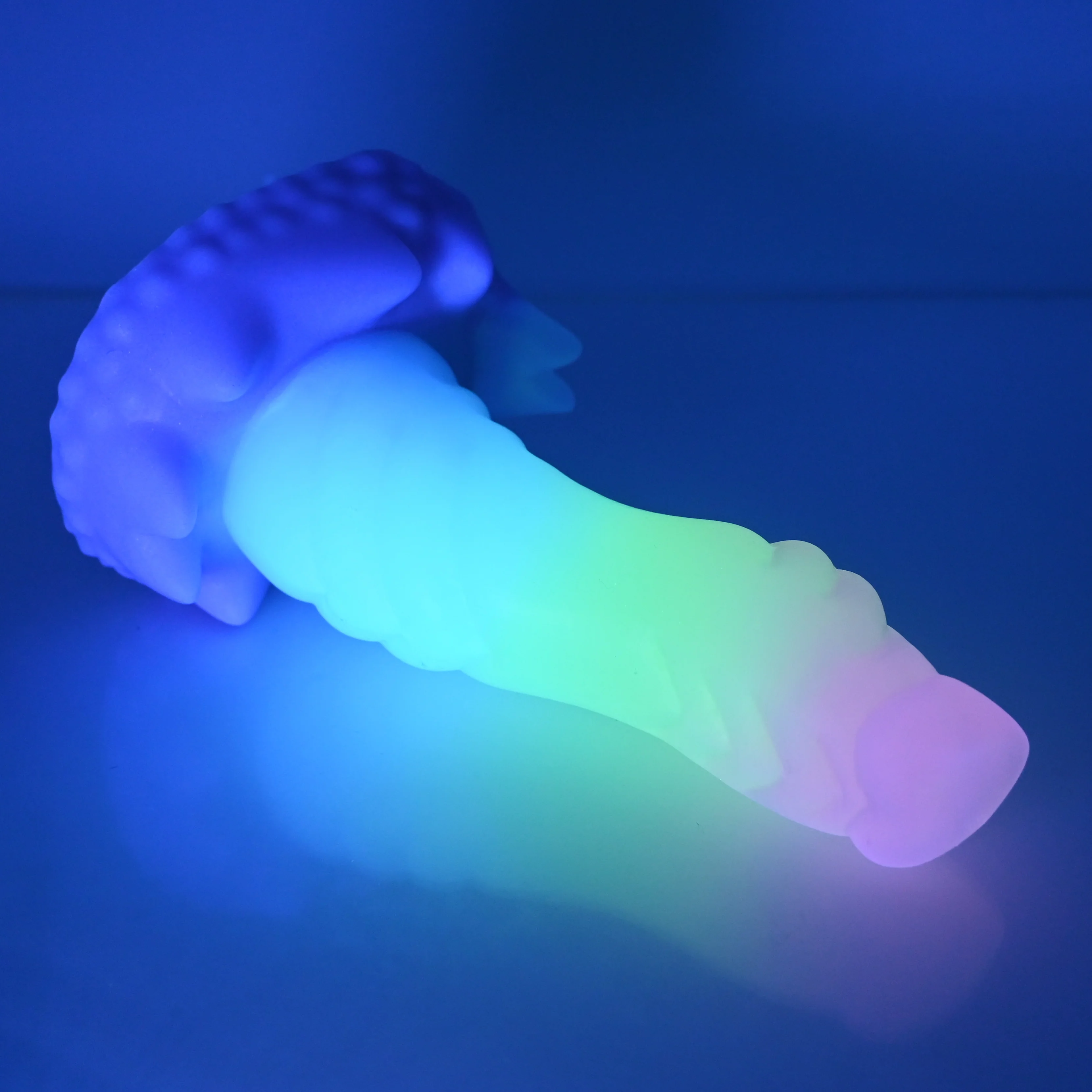 S3TBW37 Snark Medium NC 0031 UV GITD - Image 3