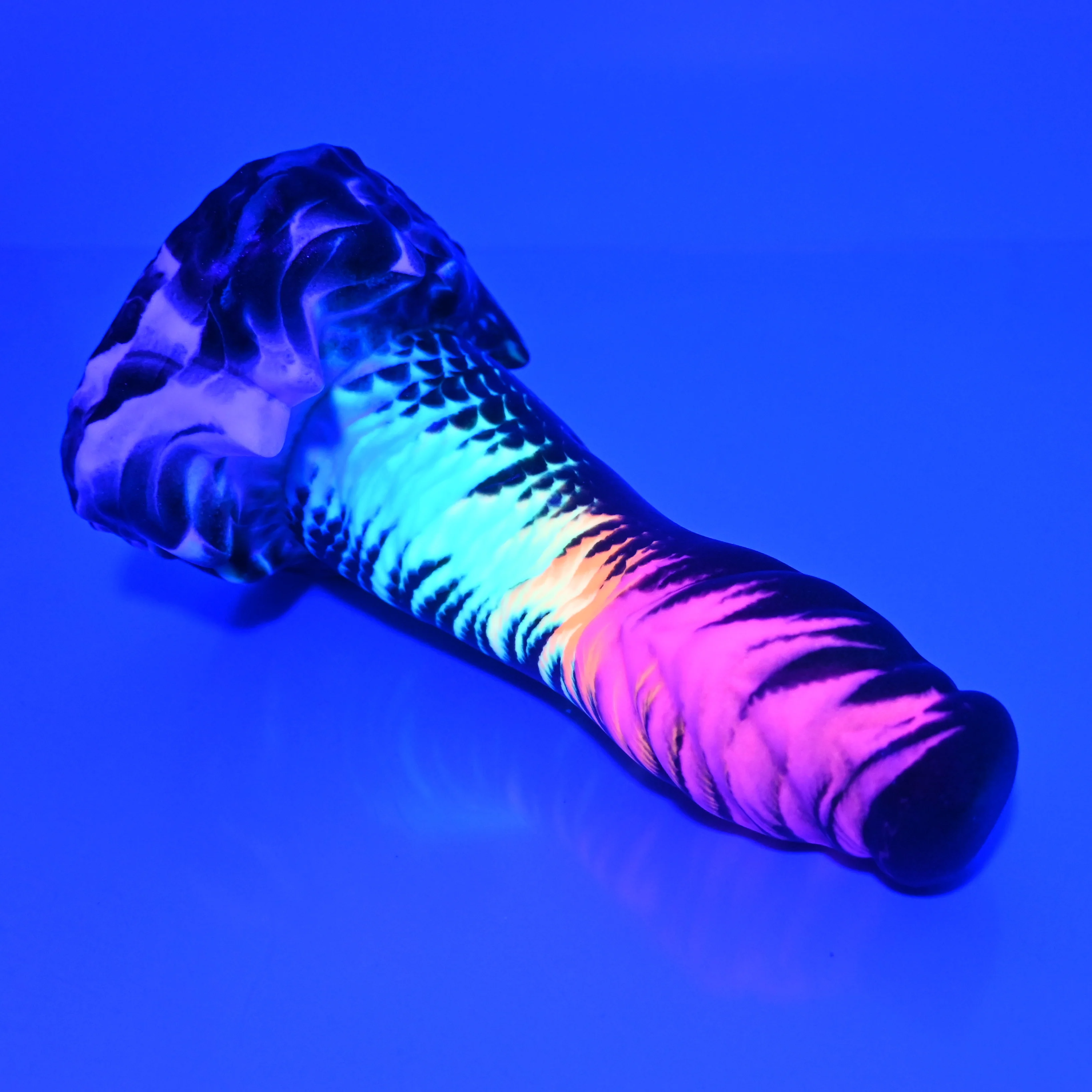 S3SBM94 Snark Medium 0030 UV GITD - Image 3