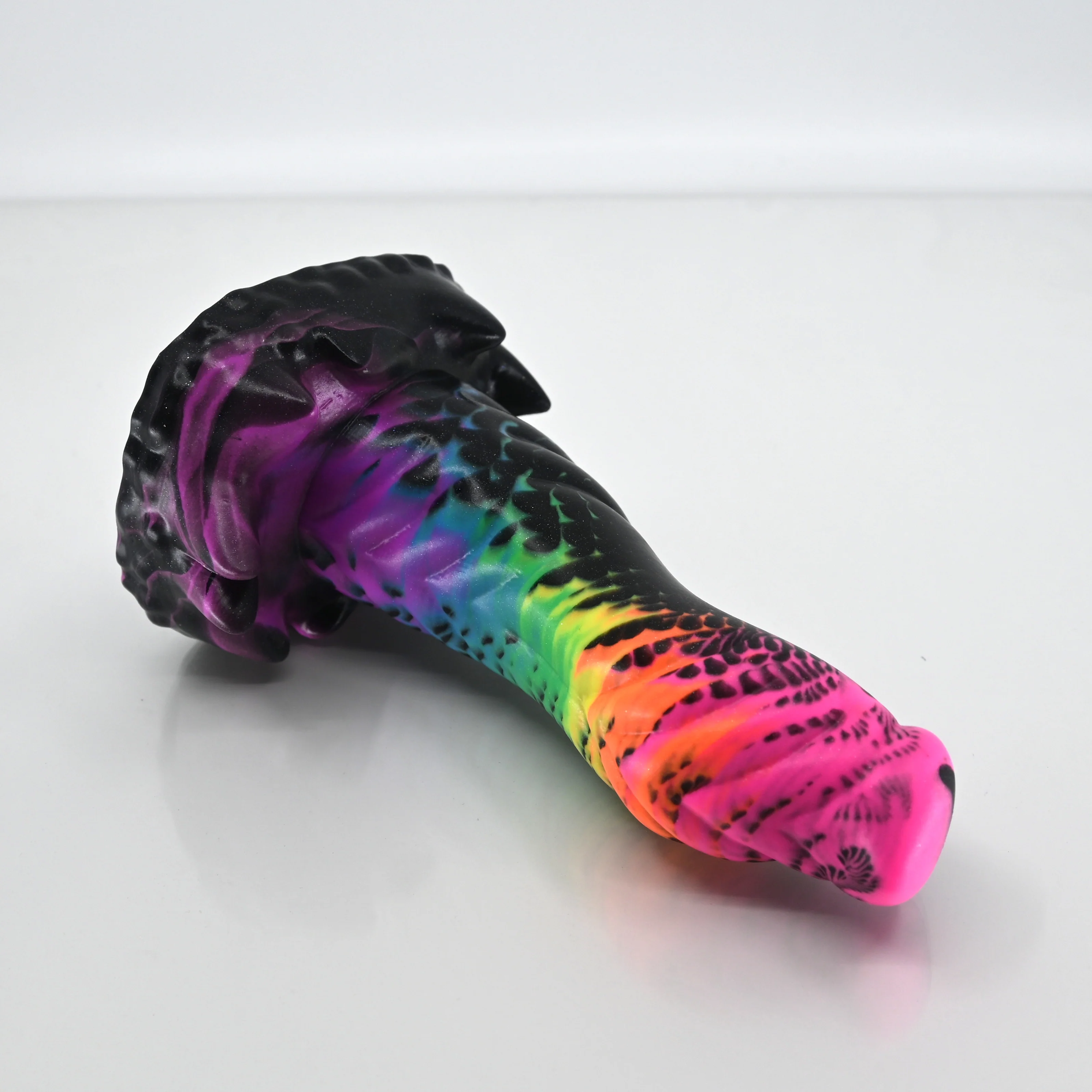 S2SBR33 Snark Small 0030 UV GITD