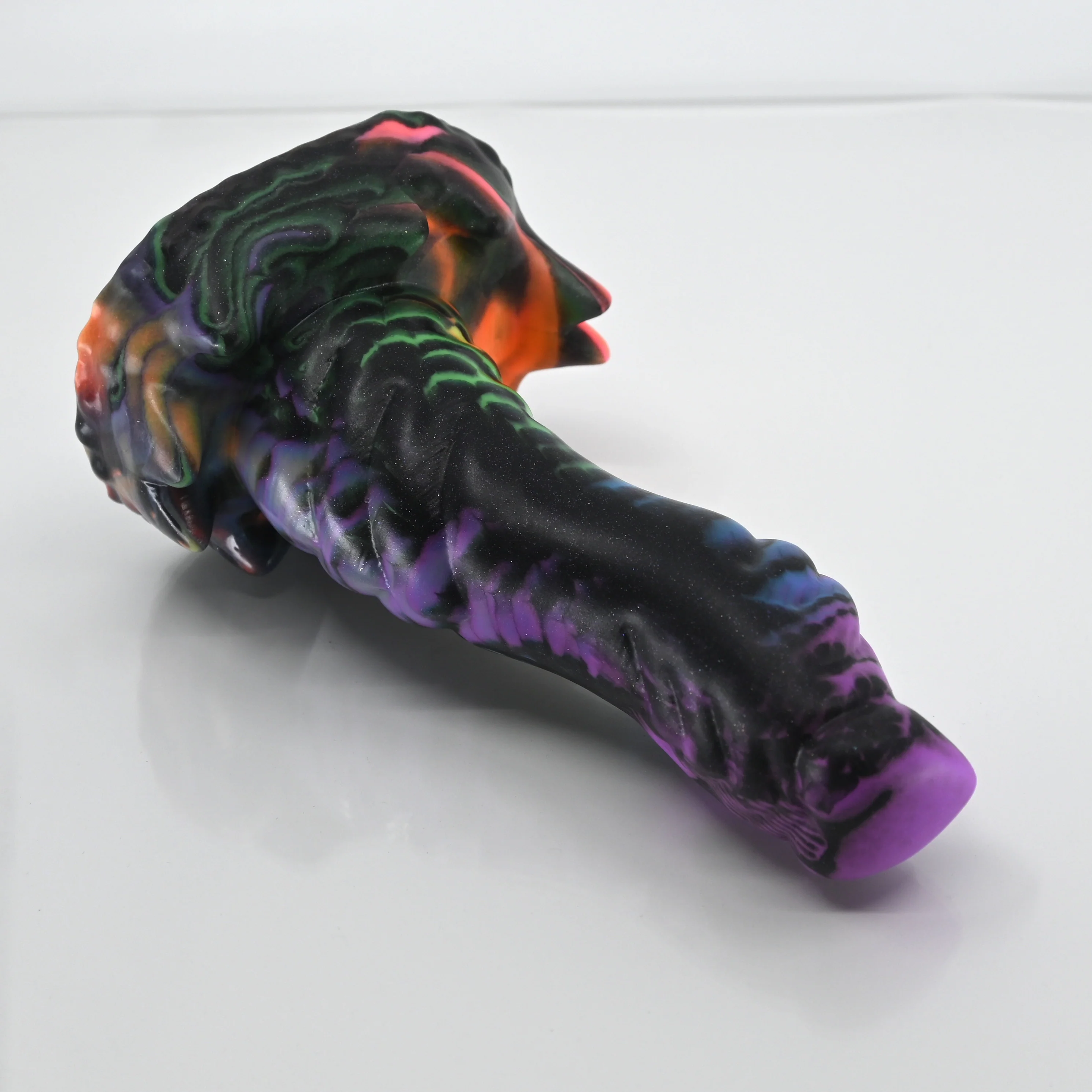 S2MBT66 Snark Small 0050 UV GITD - Image 2