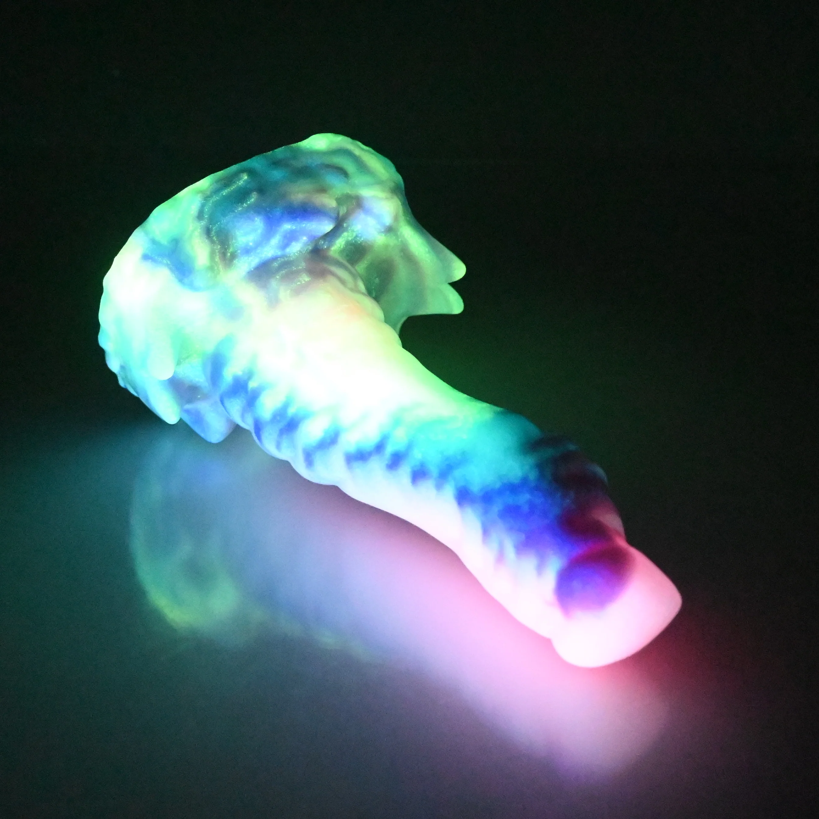 S2MBY36 Snark Small 0050 UV GITD - Image 4