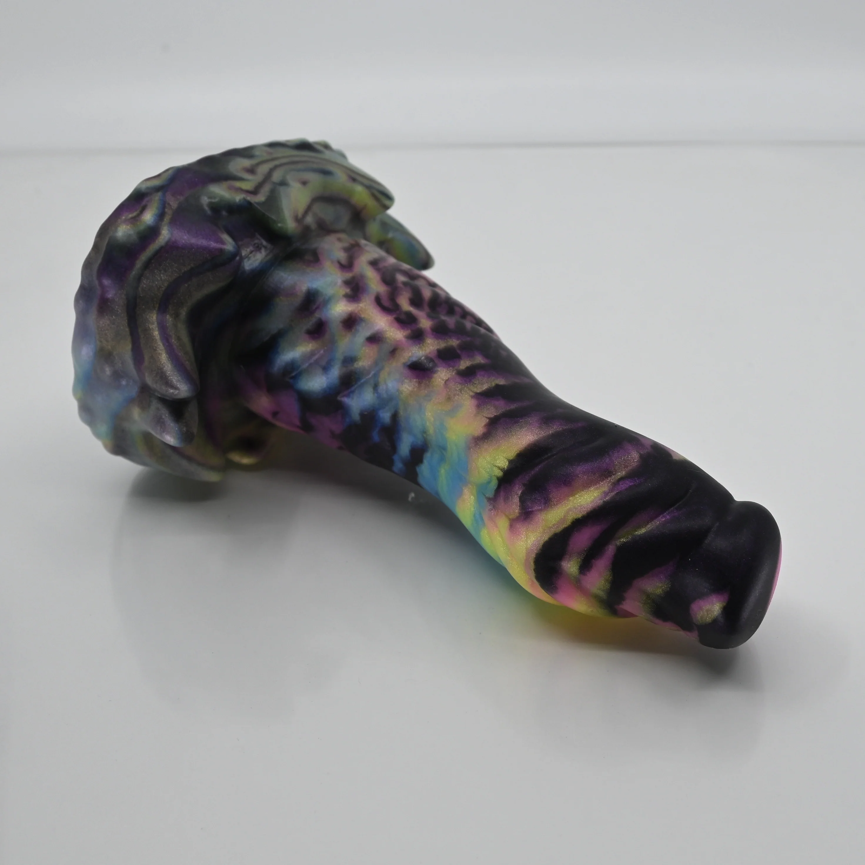 S2MBZ36 Snark Small 0050 UV GITD - Image 2