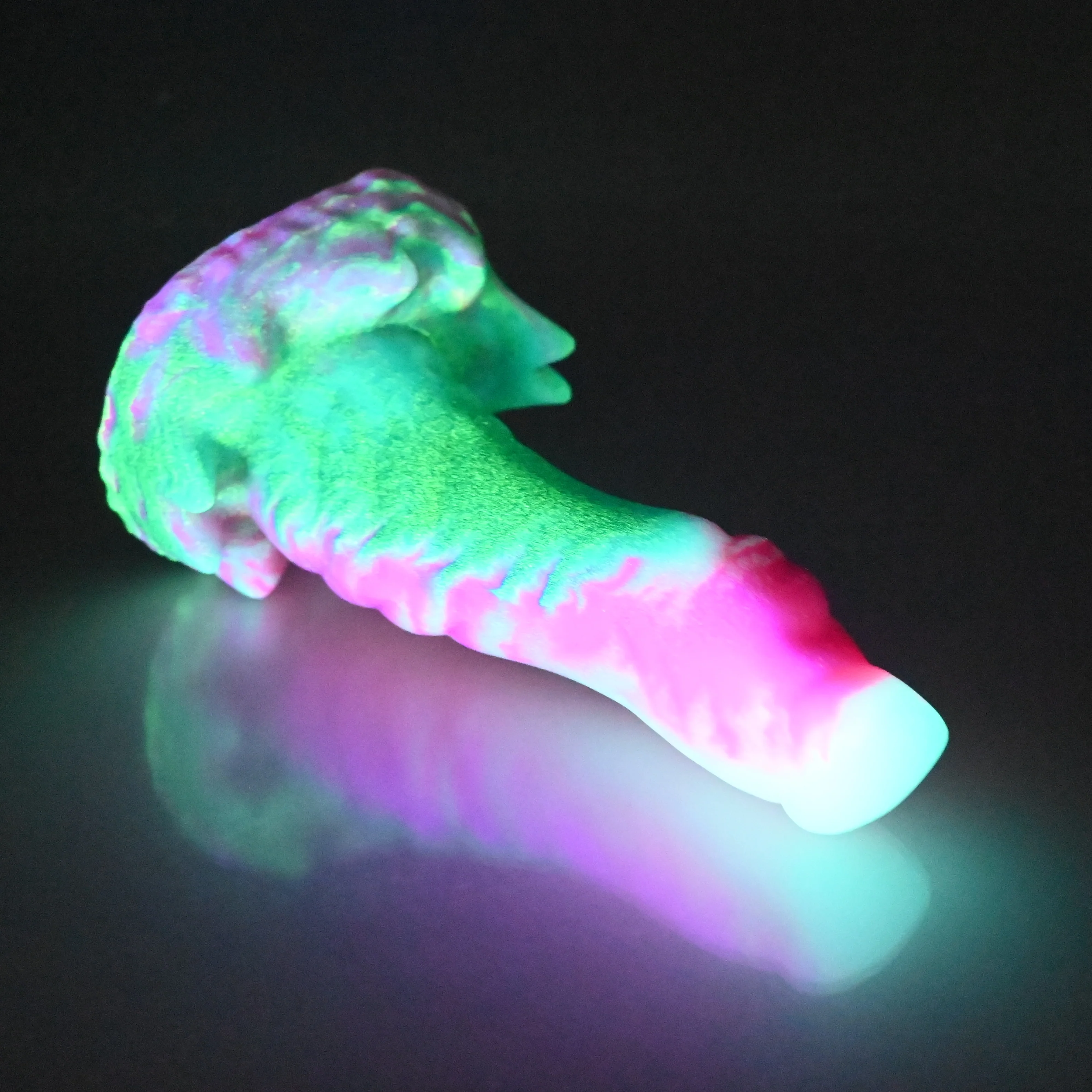 S2MCC54 Snark Small 0050 UV GITD - Image 4