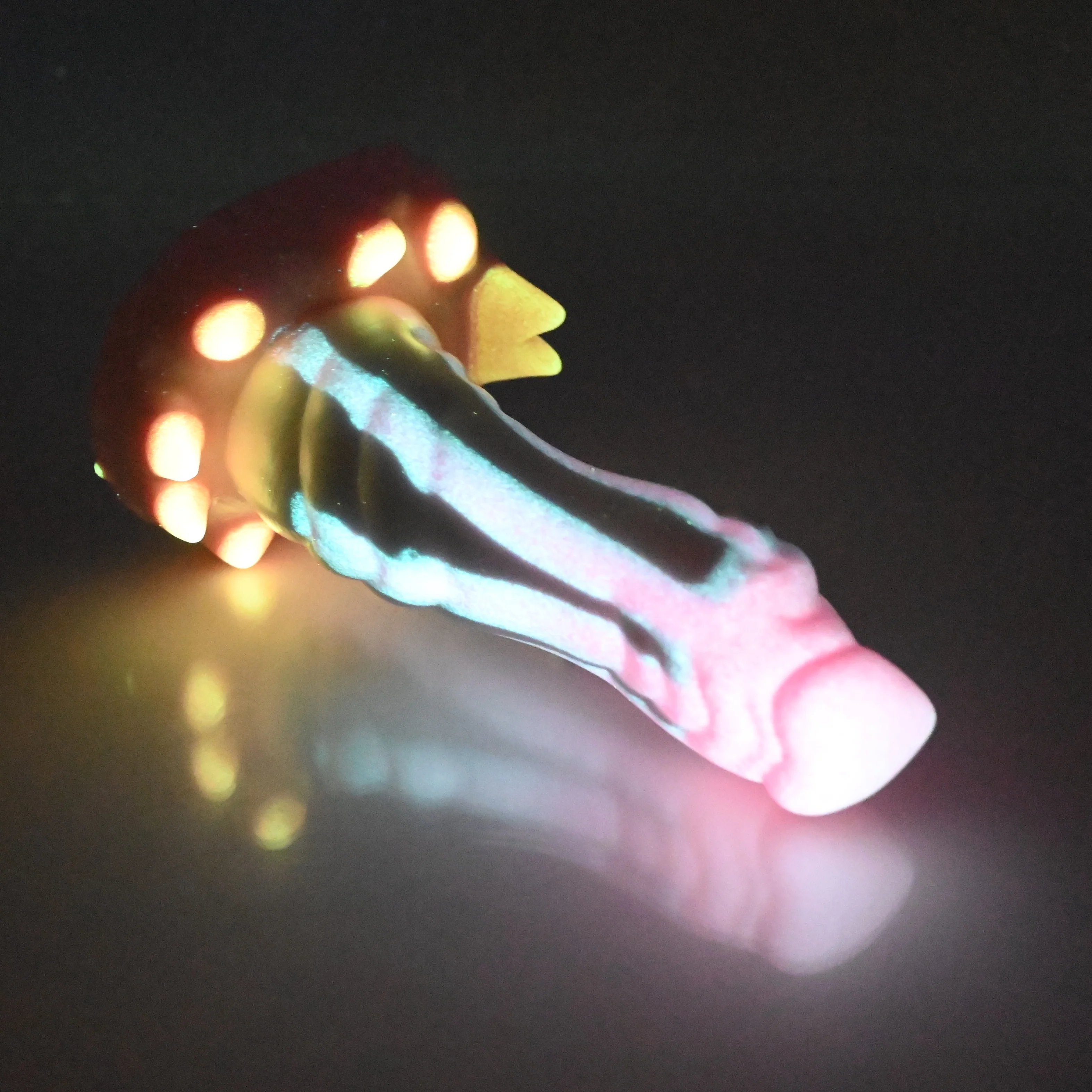 S2SCC53 Snark Small 0030 UV GITD - Image 4