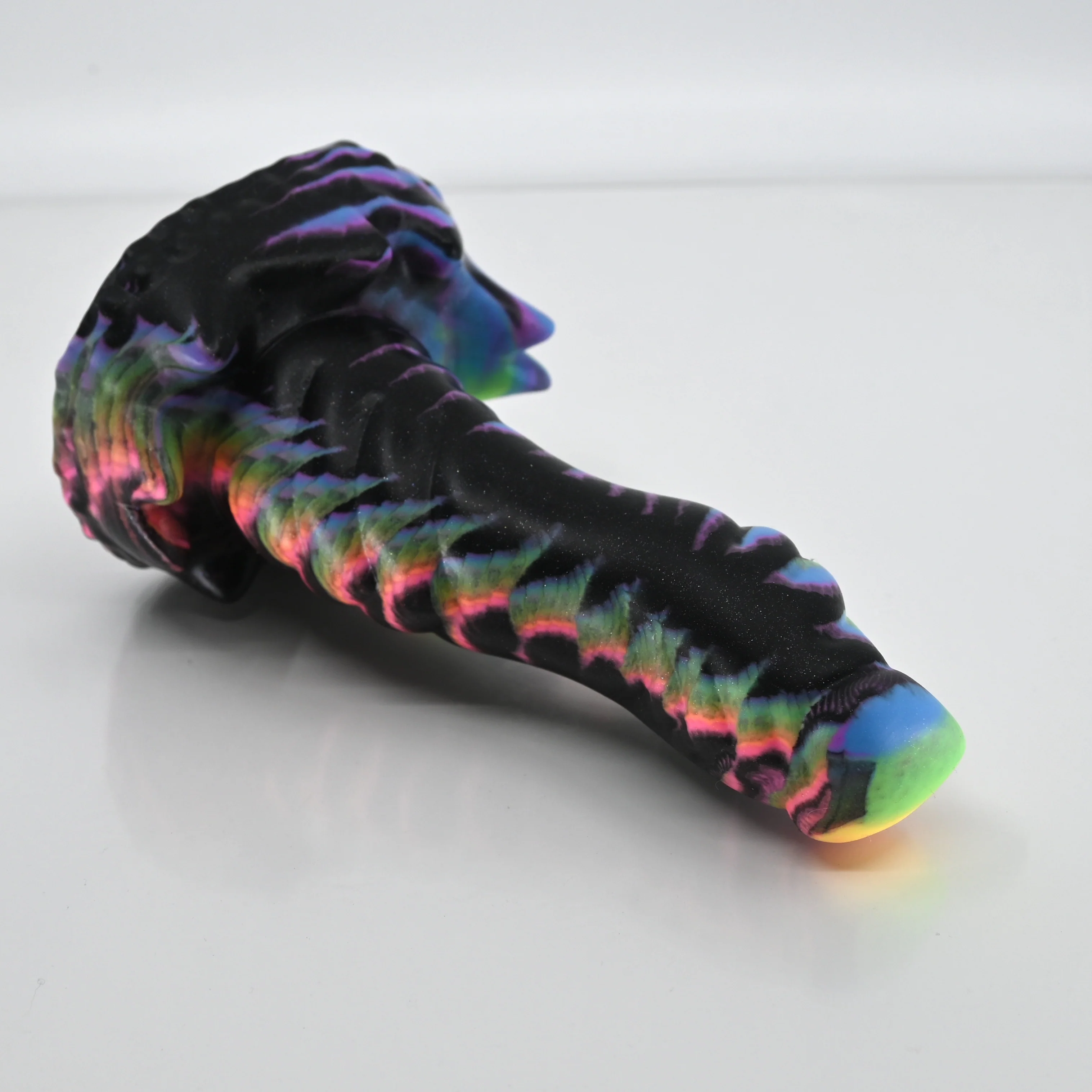 S2SCC49 Snark Small 0030 UV GITD - Image 2