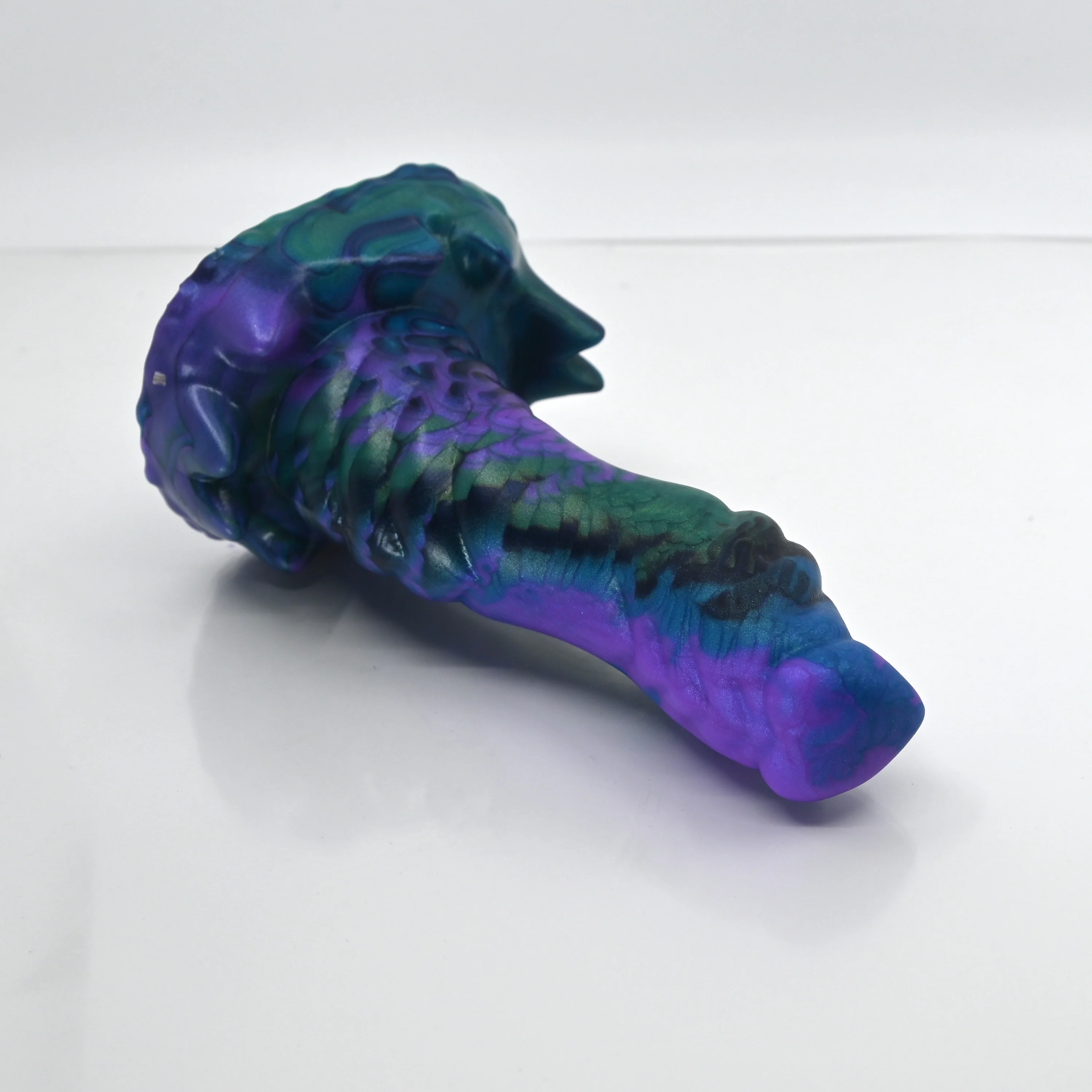S2MCN99 Snark Small 0050 UV GITD - Image 2