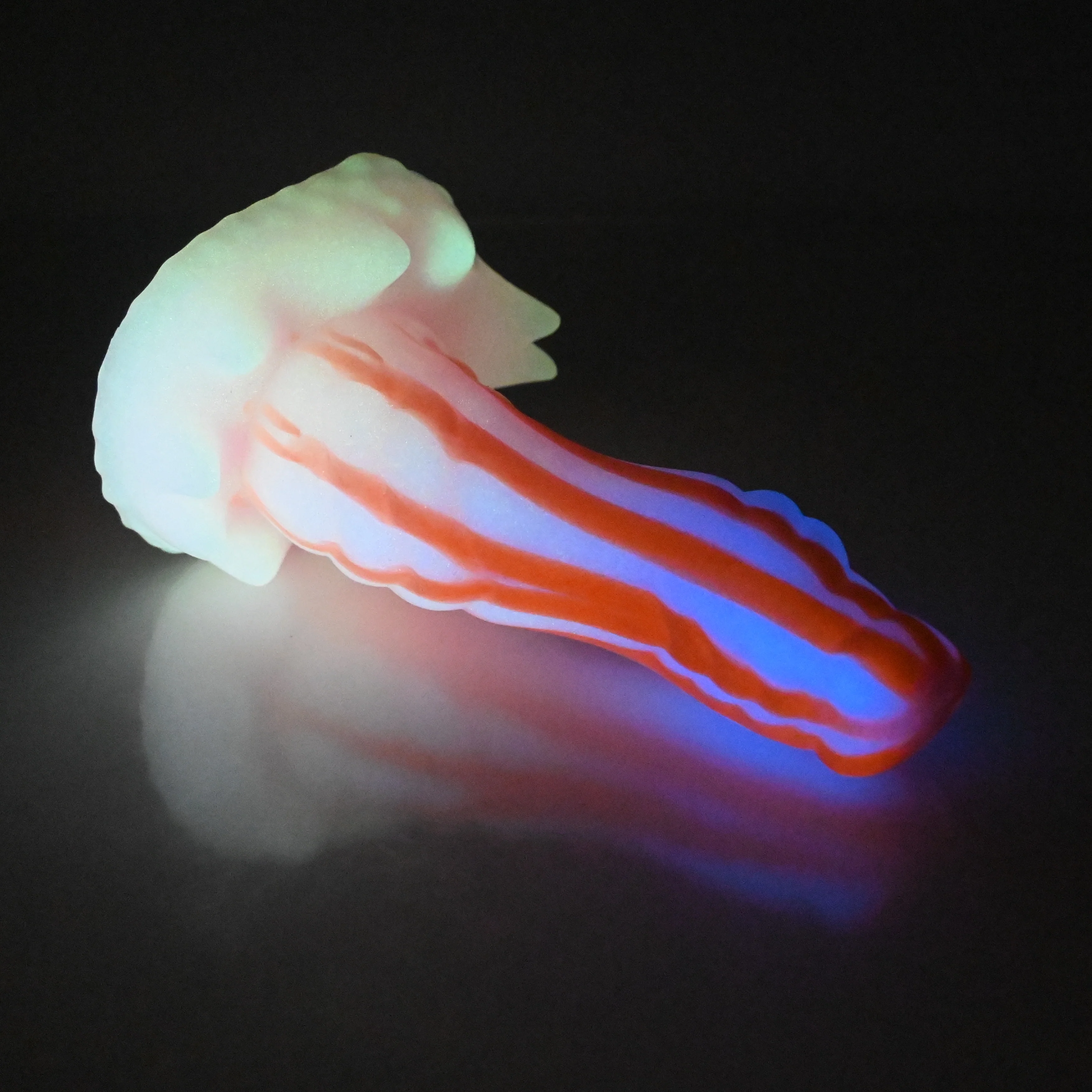 S2SCR70 Snark Small 0030 UV GITD - Image 4