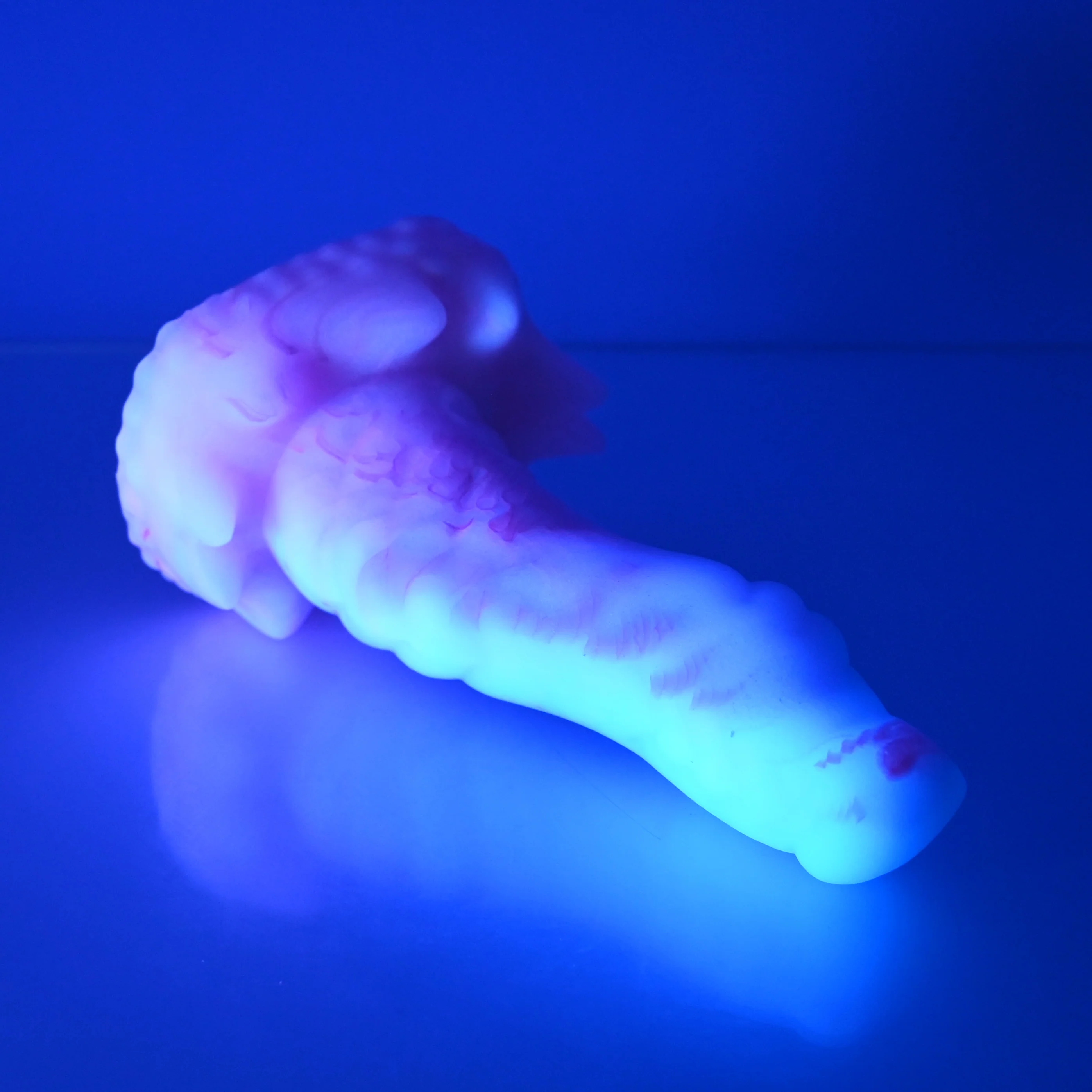 S2SCT06 Snark Small 0030 UV GITD - Image 3