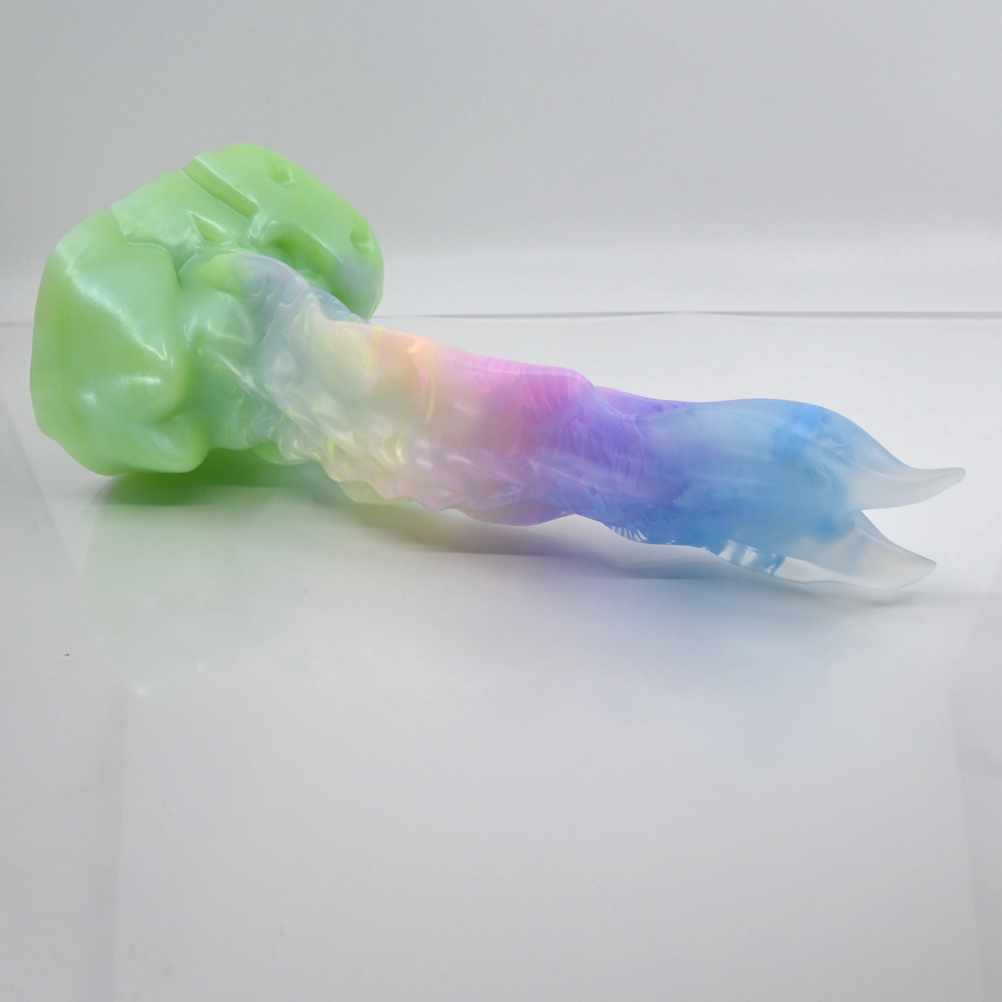 V4TCL51 Snark's Maw Large NC 0031 UV - Image 2