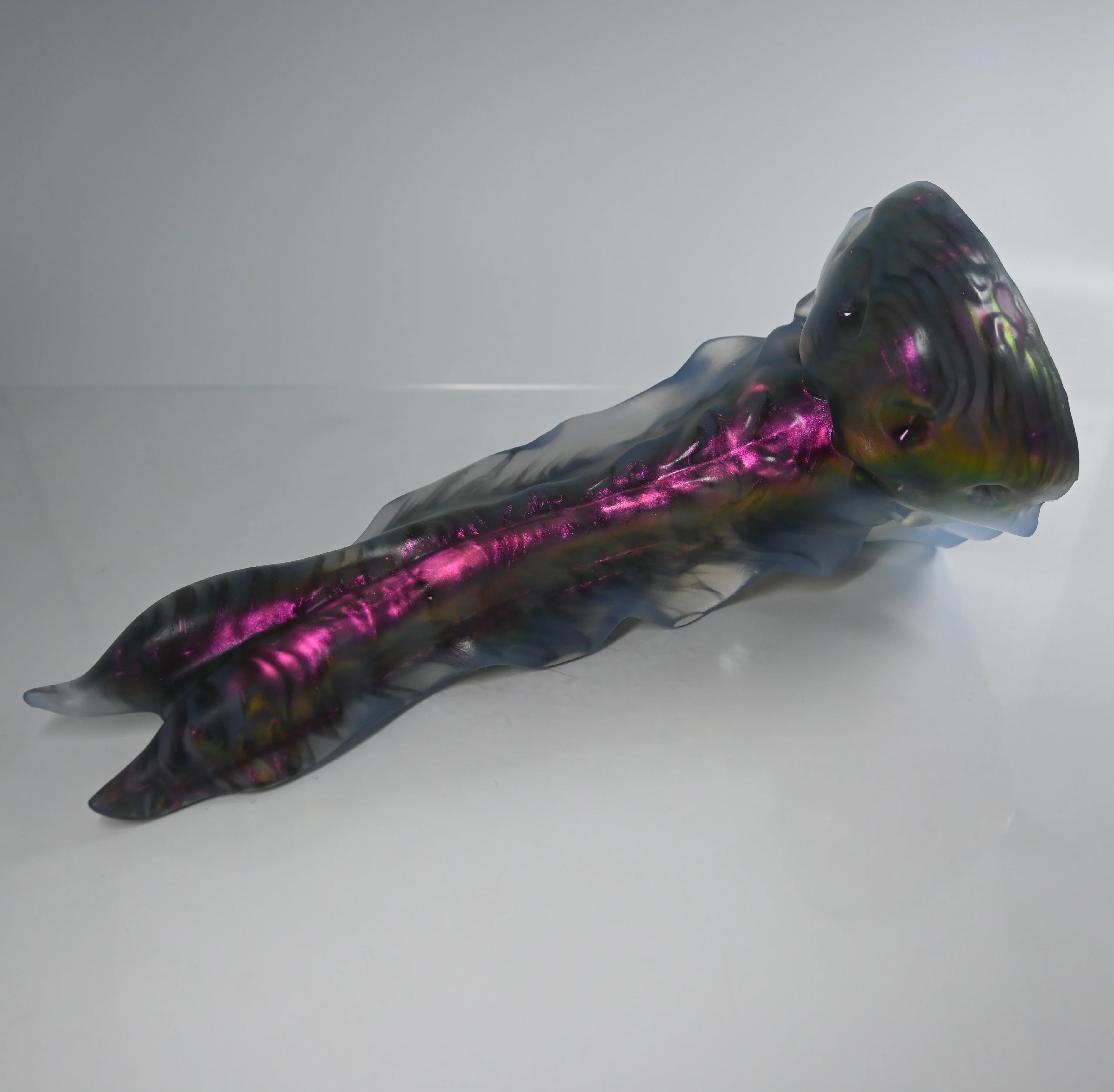 V4TDD71 Snark's Maw Large NC 0031 CS