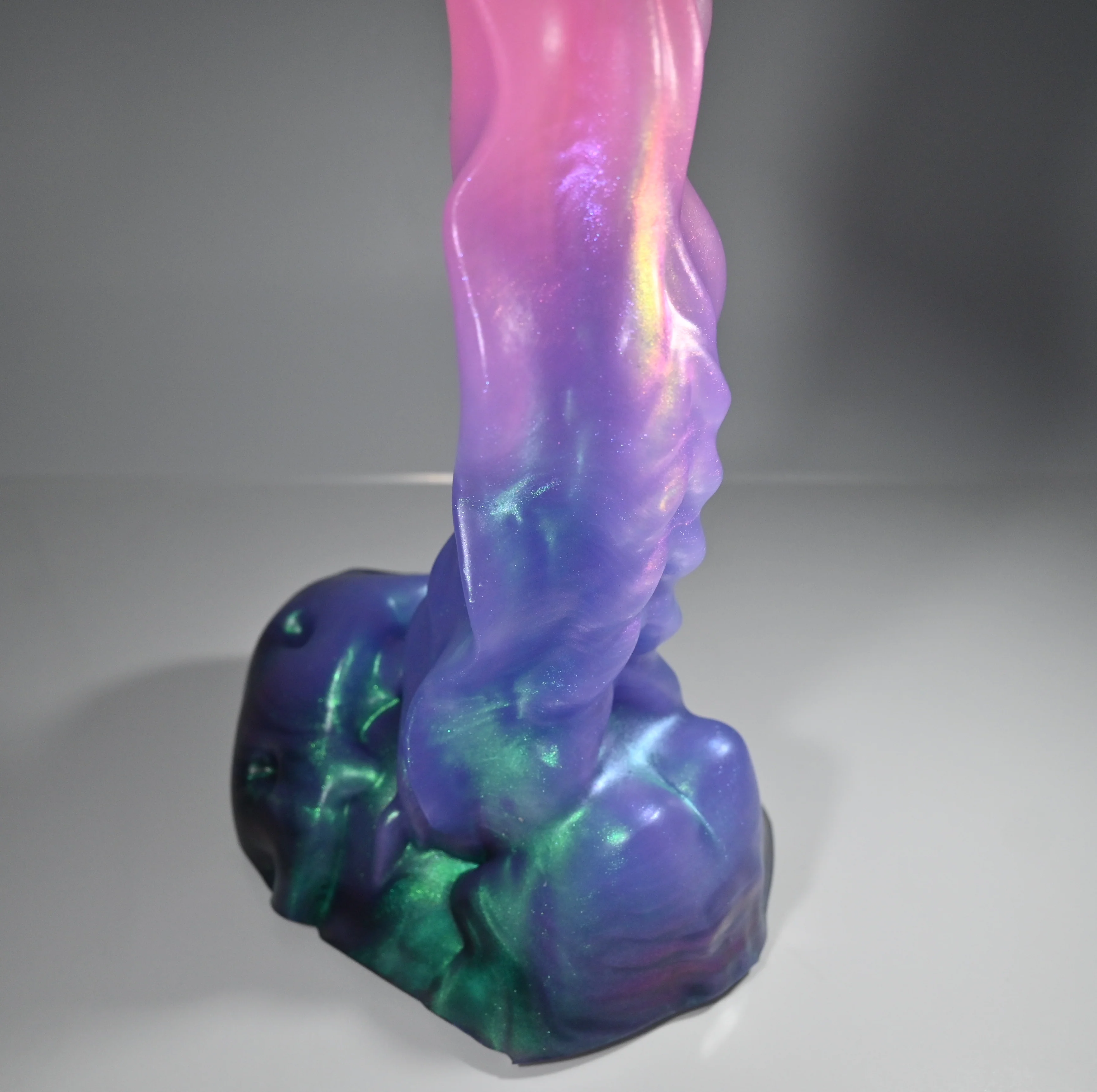 V4TDV86 Snark's Maw Large NC 0031 UV CS - Image 4