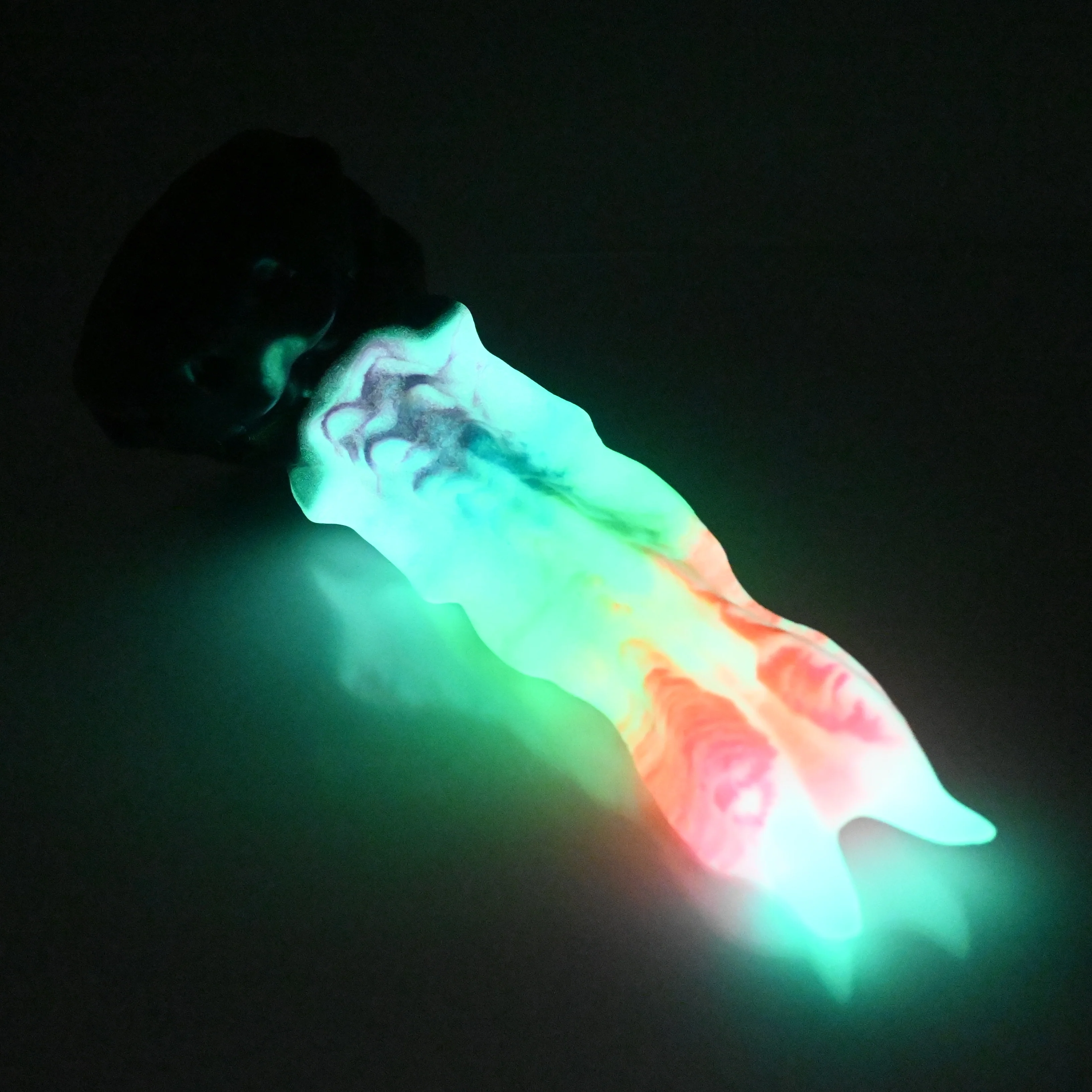 V3MBJ73 Snark's Maw Medium Medium UV GITD - Image 4