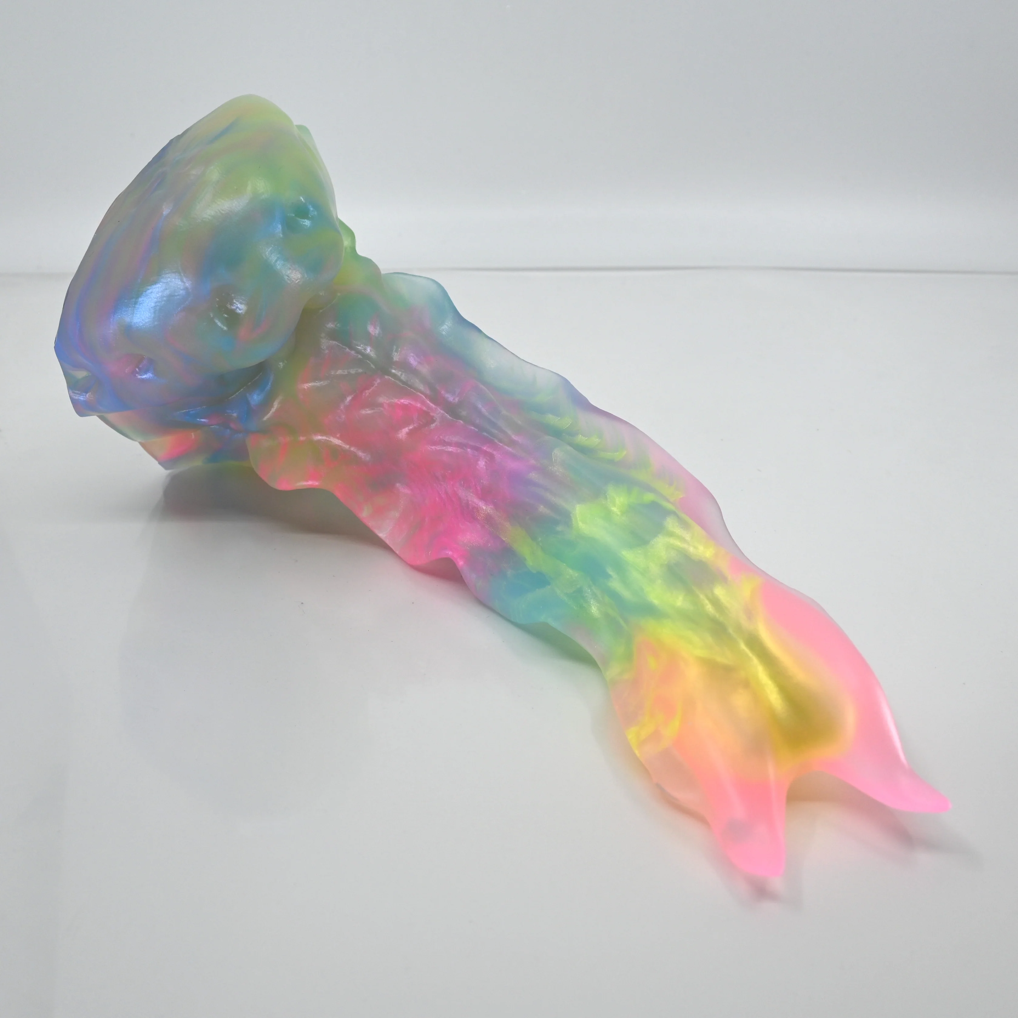V3TCB48 Snark's Maw Medium NC 0031 UV