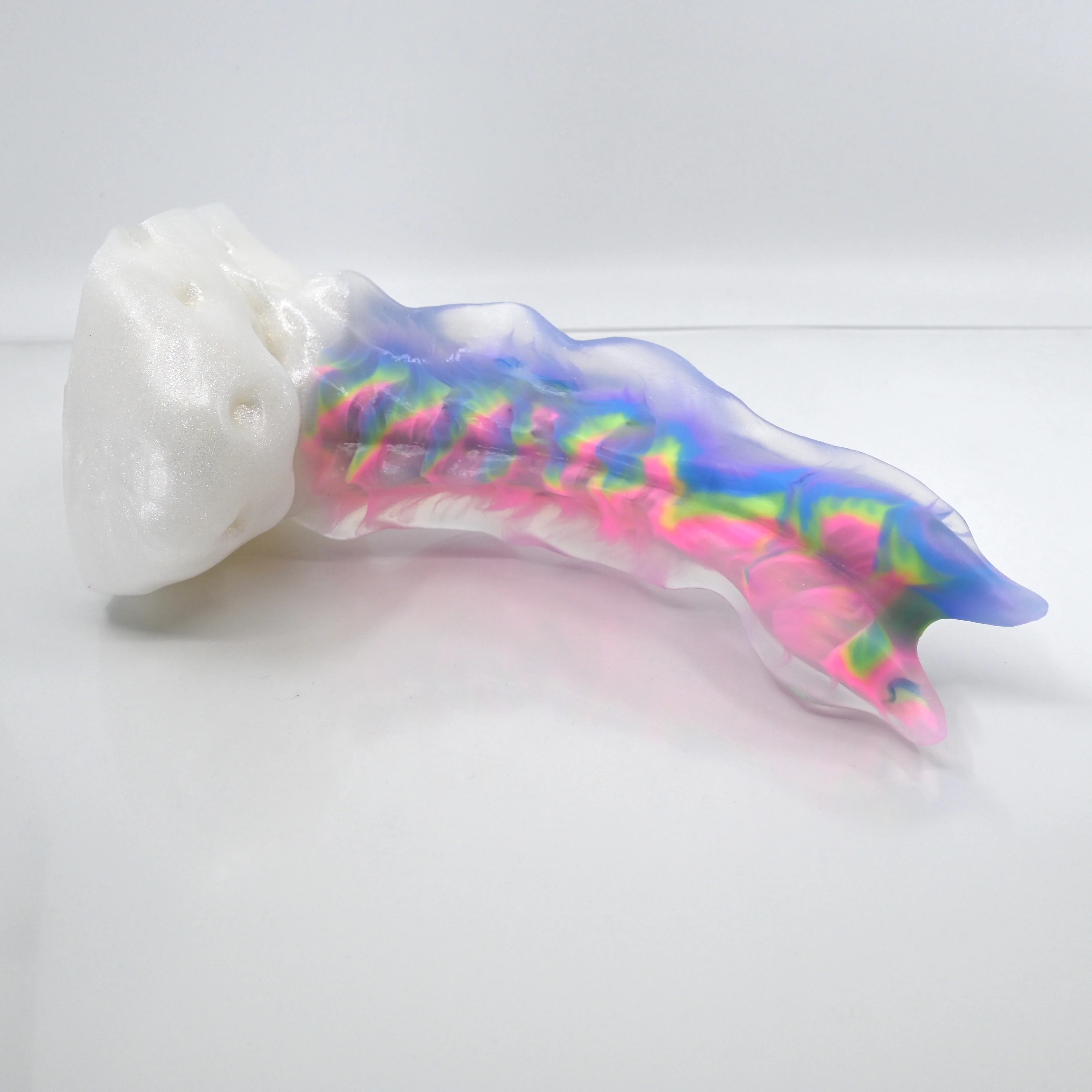 V3TCM99 Snark's Maw Medium NC 0031 UV