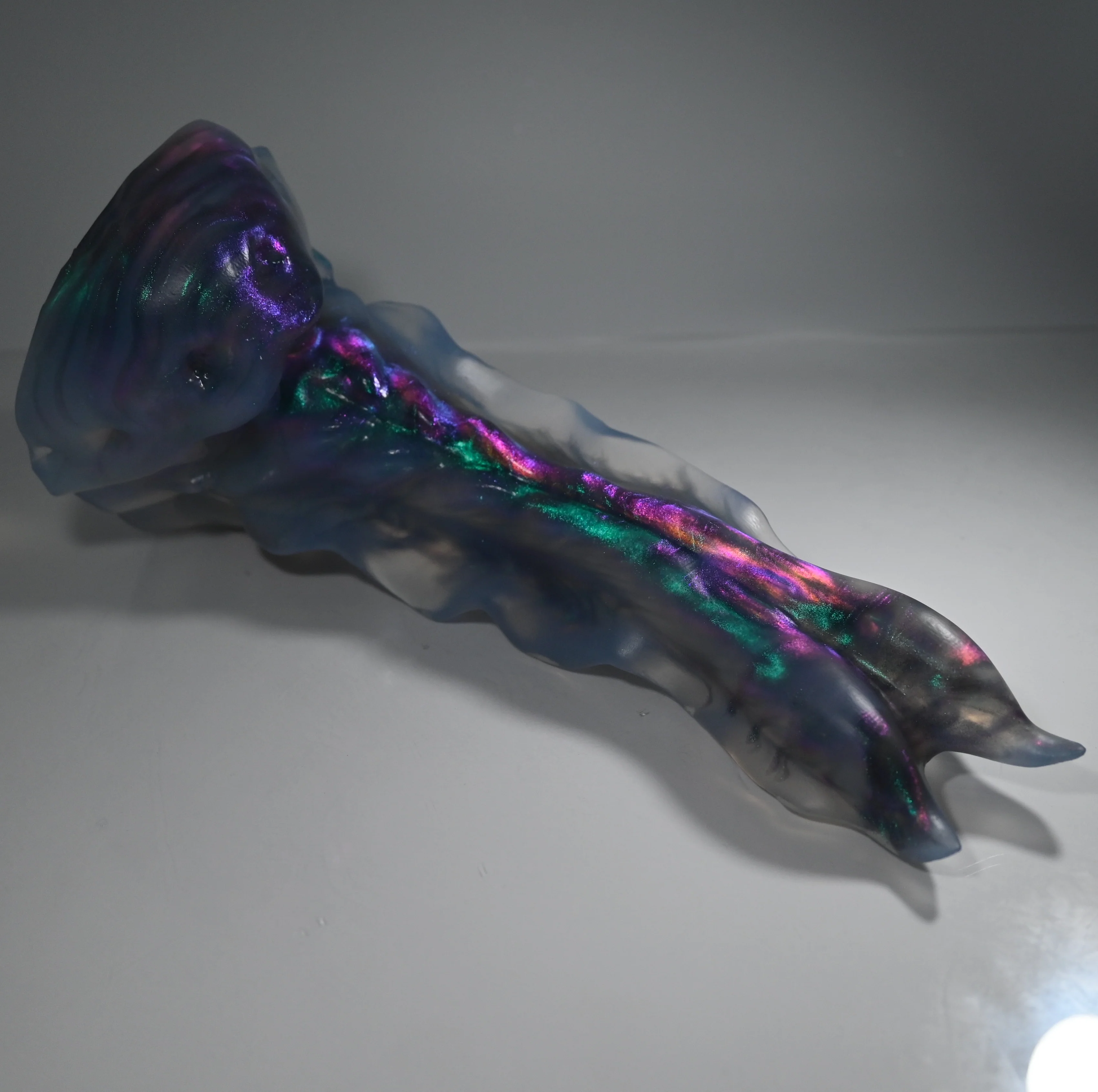 V3TVF25 Snark's Maw Medium NC 0031 CS