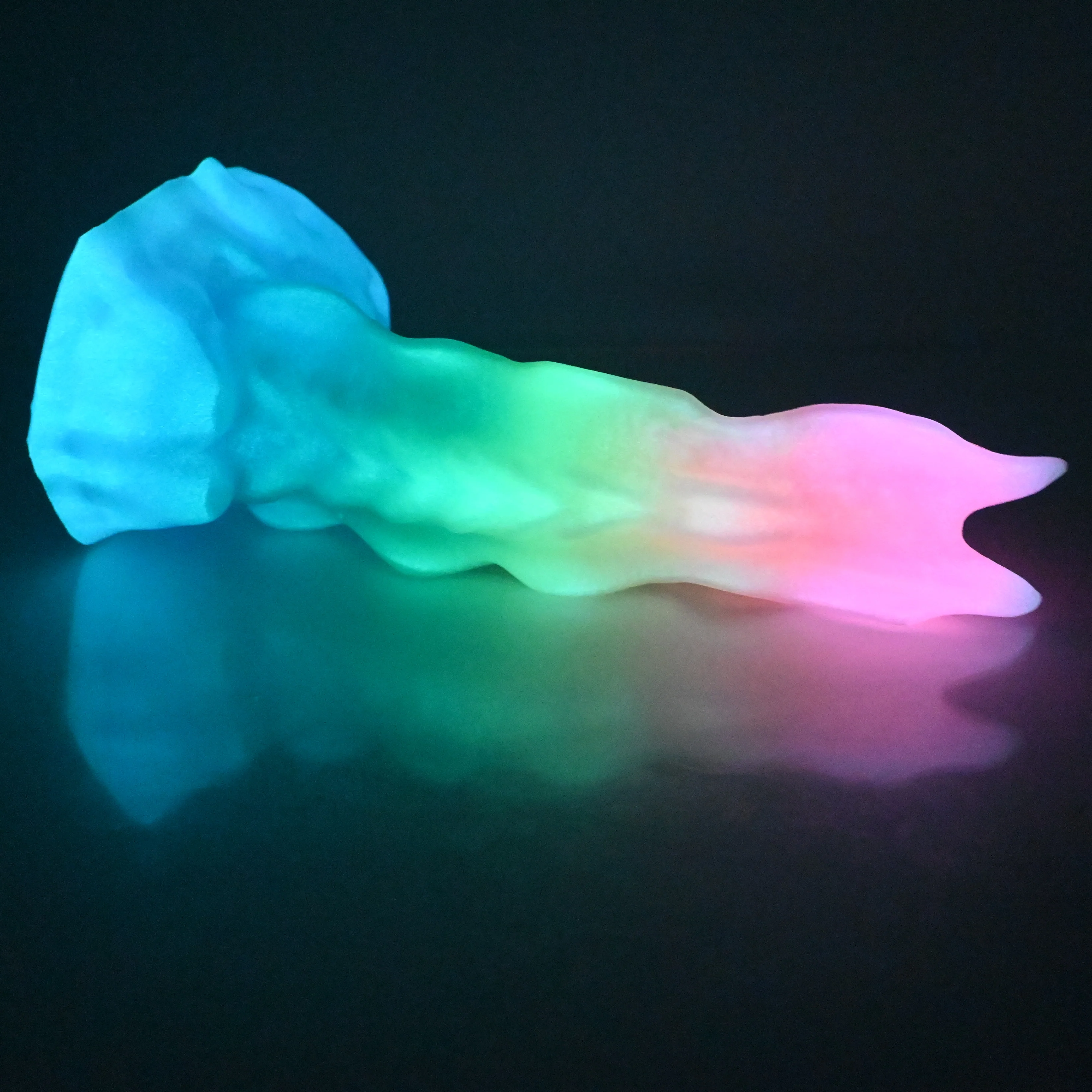 V3SCU50 Snark's Maw Medium 0030 UV GITD - Image 4