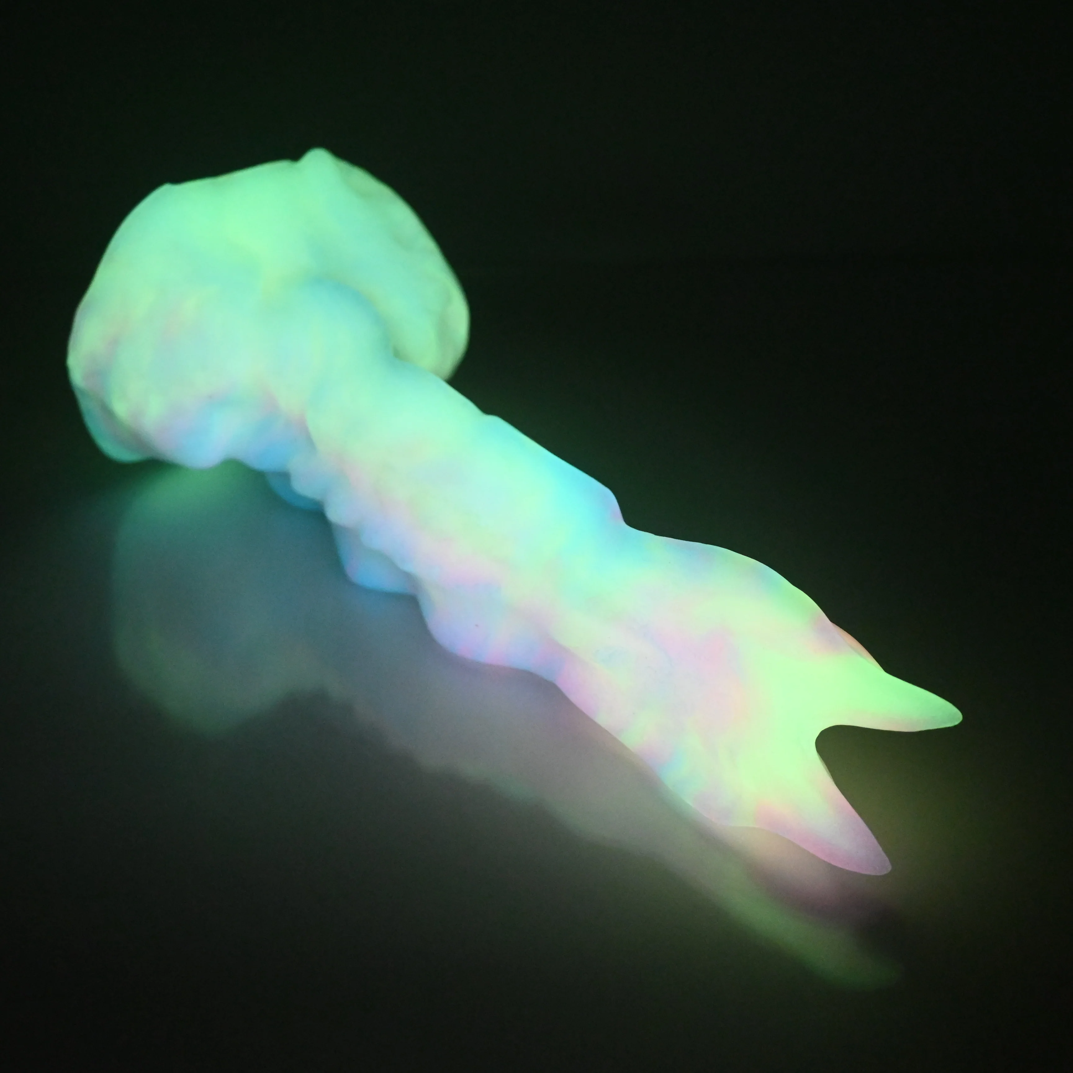 V3MBM16 Snark's Maw Medium 0050 UV GITD - Image 4