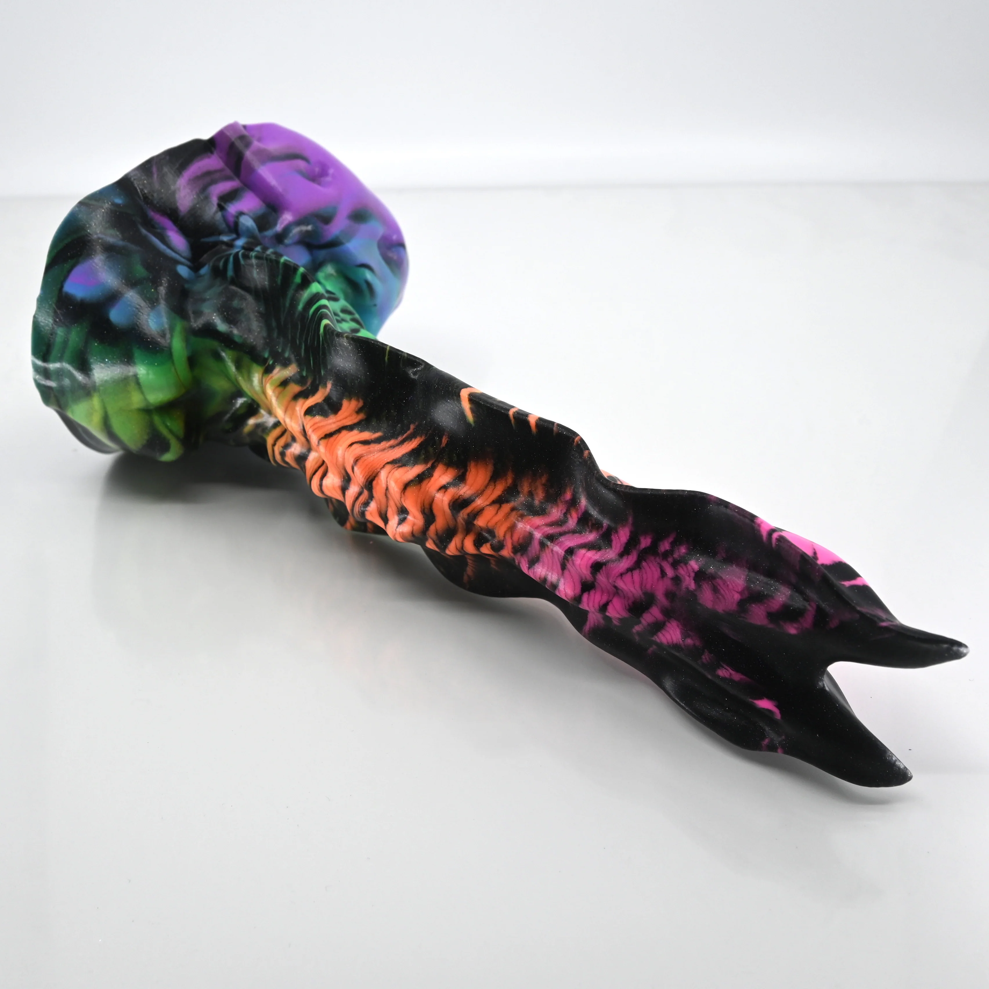 V3SBR63 Snark's Maw Medium 0030 UV GITD - Image 2
