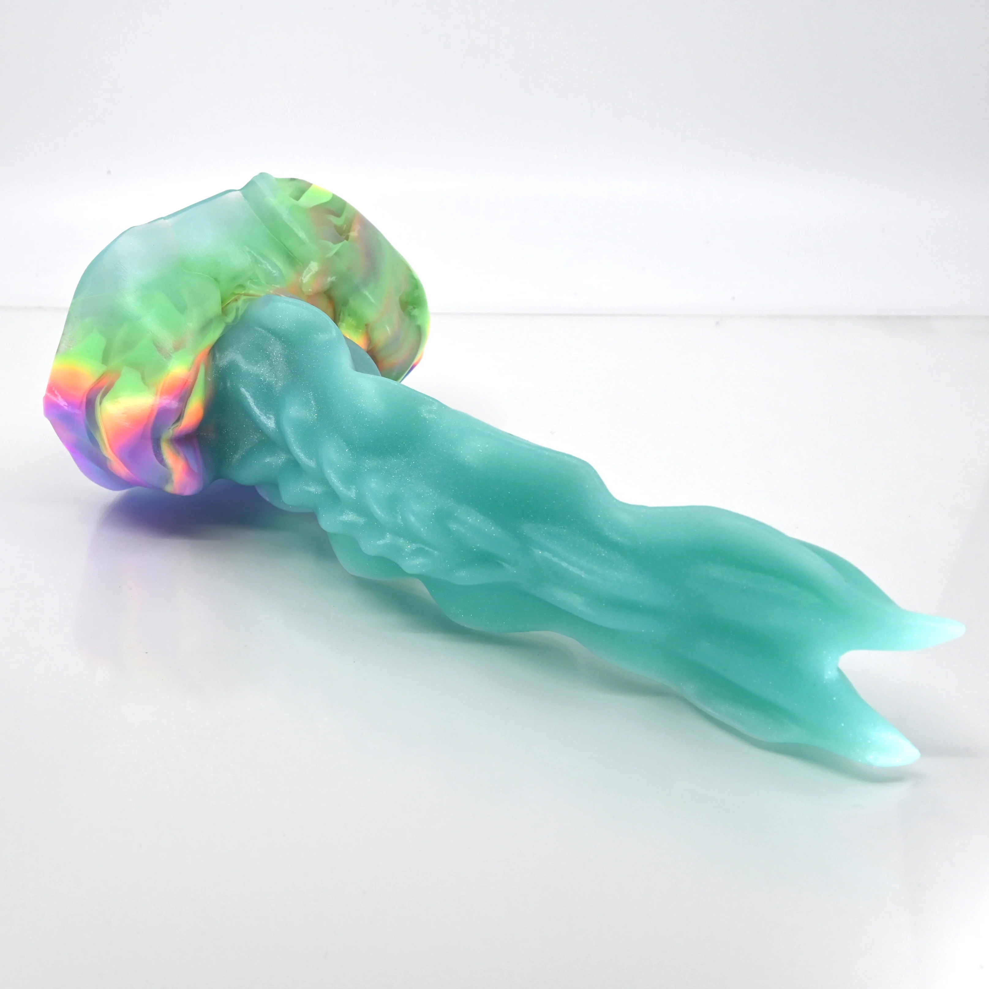 V3TBW66 Snark's Maw Medium NC 0031 UV GITD - Image 2