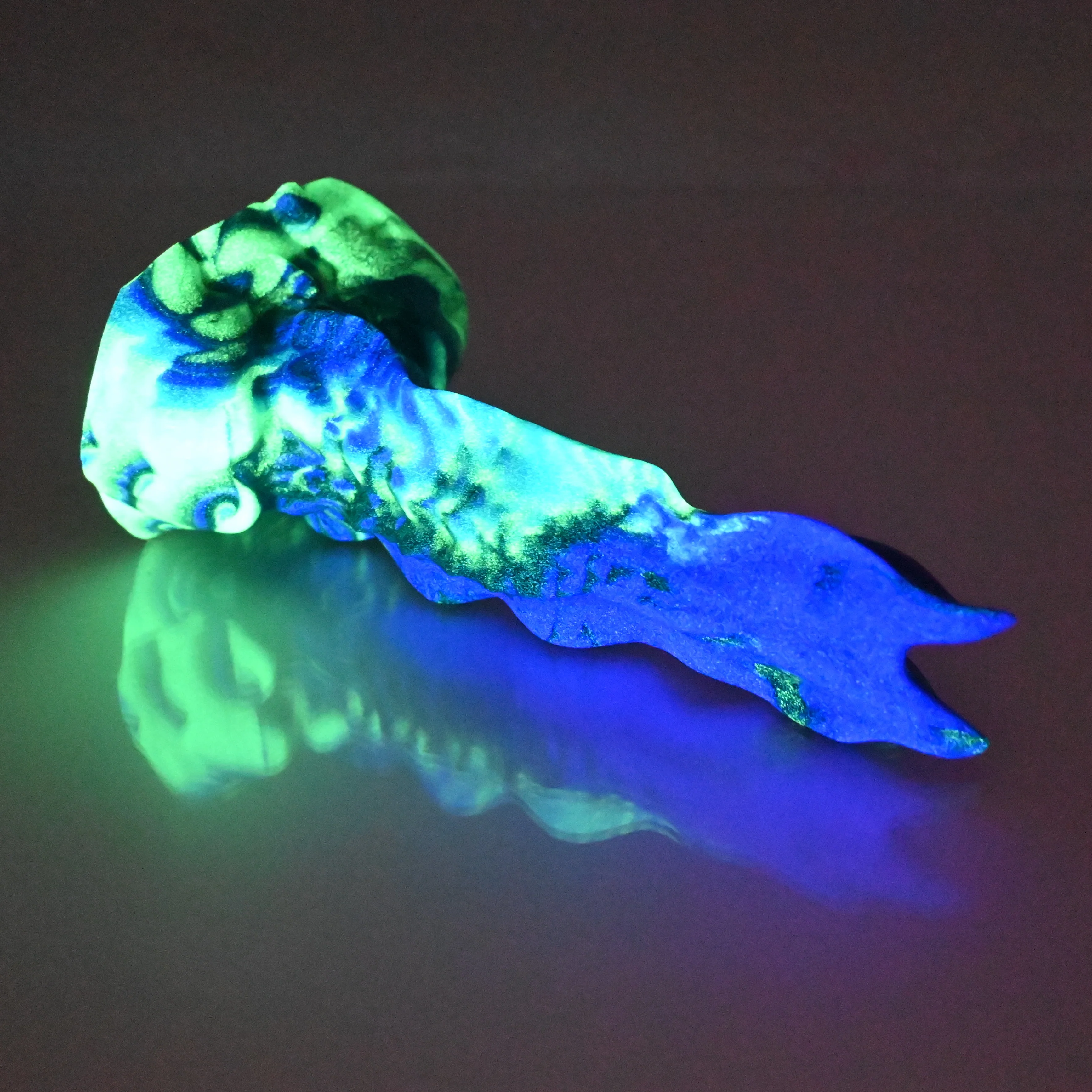 V1MCJ87 Snark's Maw Mini 0050 UV GITD - Image 4