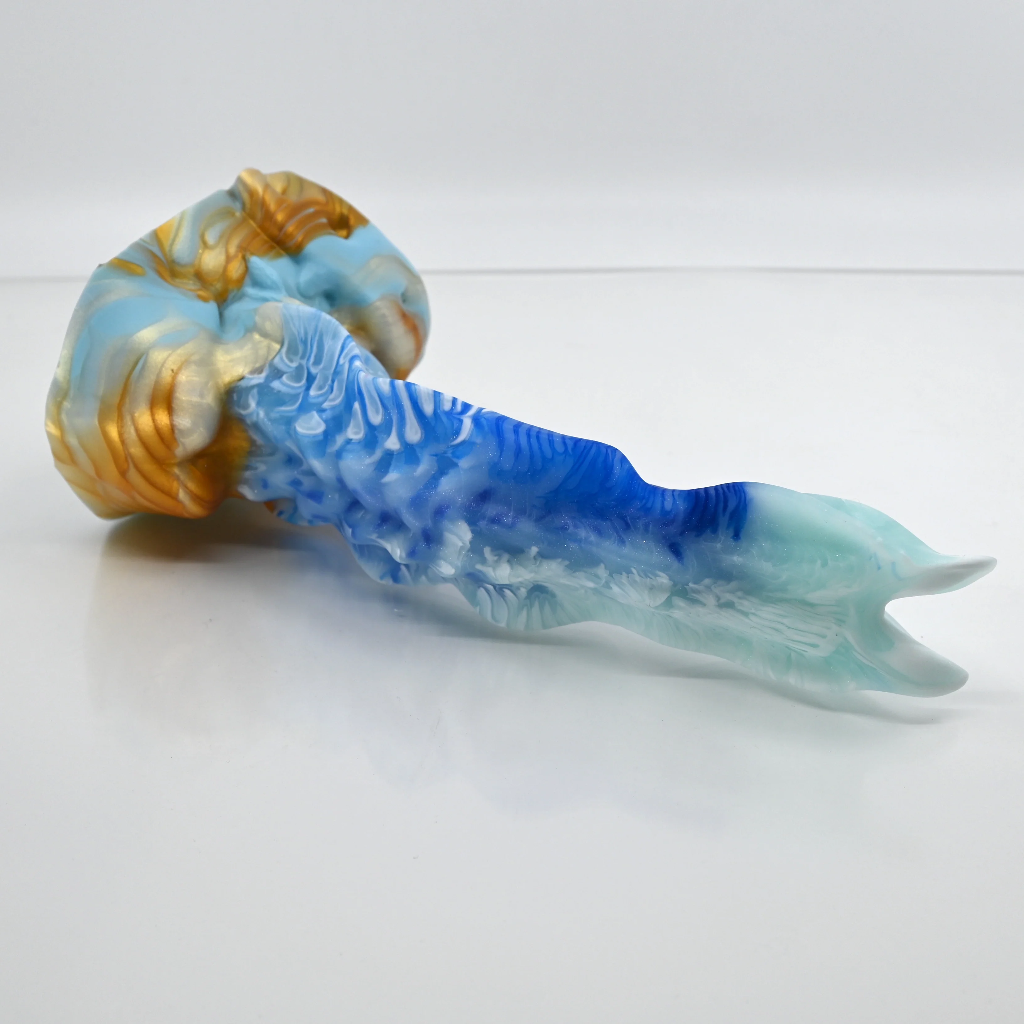 V2MCP20 Snark's Maw Small 0050 UV GITD - Image 2