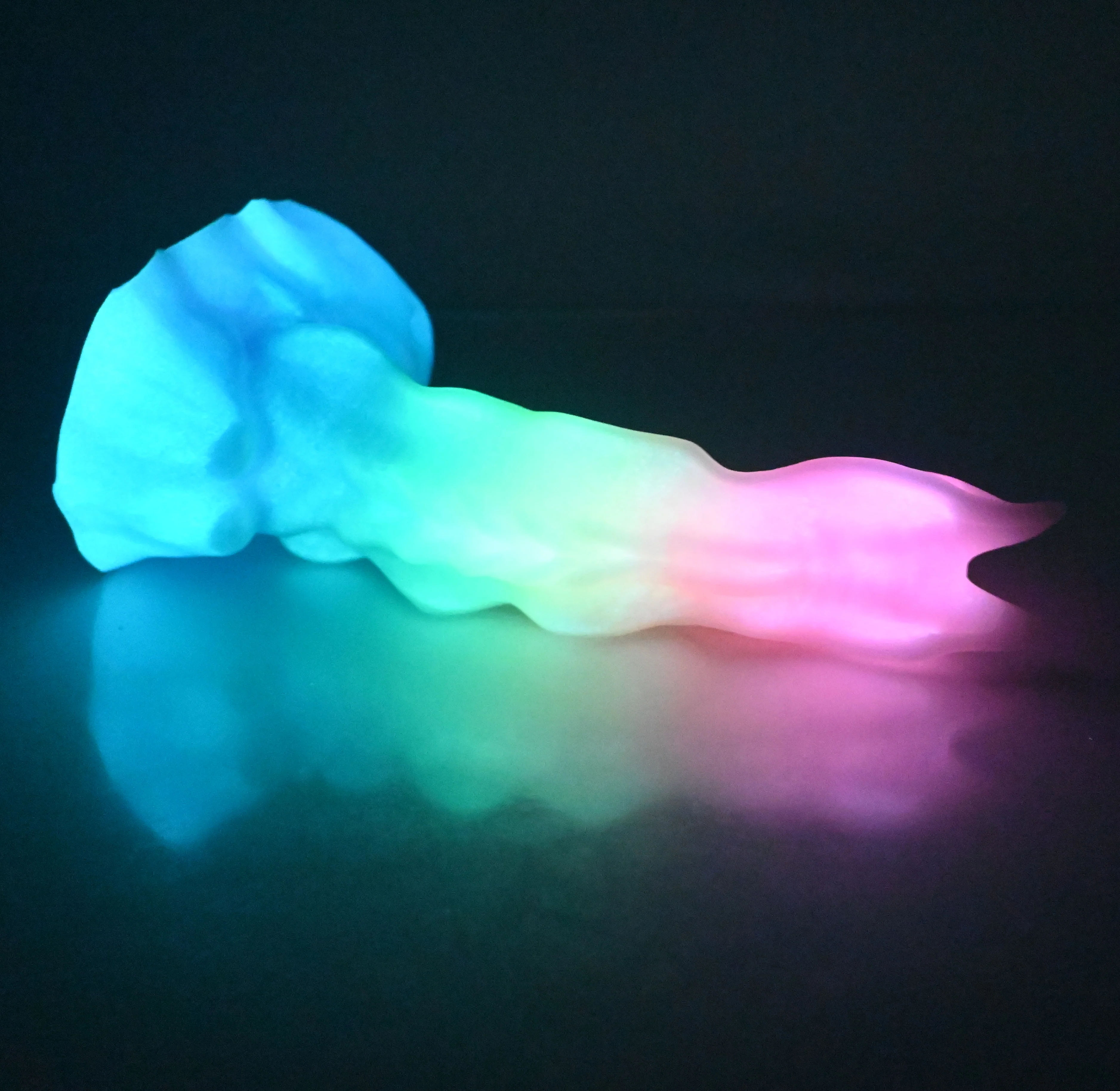 V2SCU53 Snark's Maw Small 0030 UV GITD - Image 4