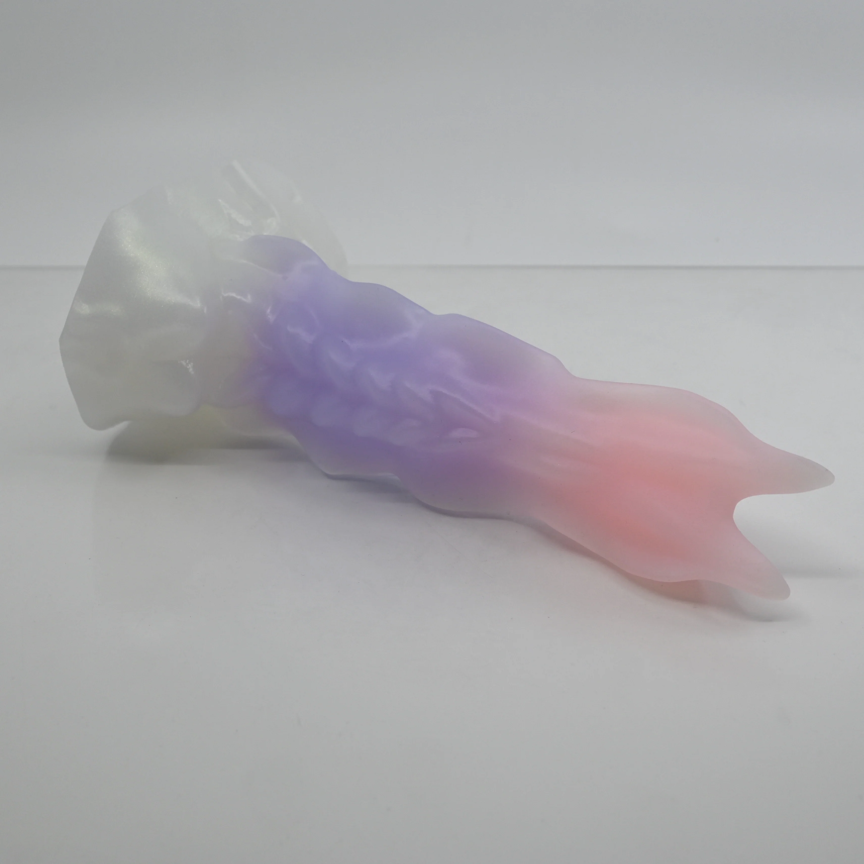 V2XDC09 Snark's Maw Small 0020 UV GITD - Image 2