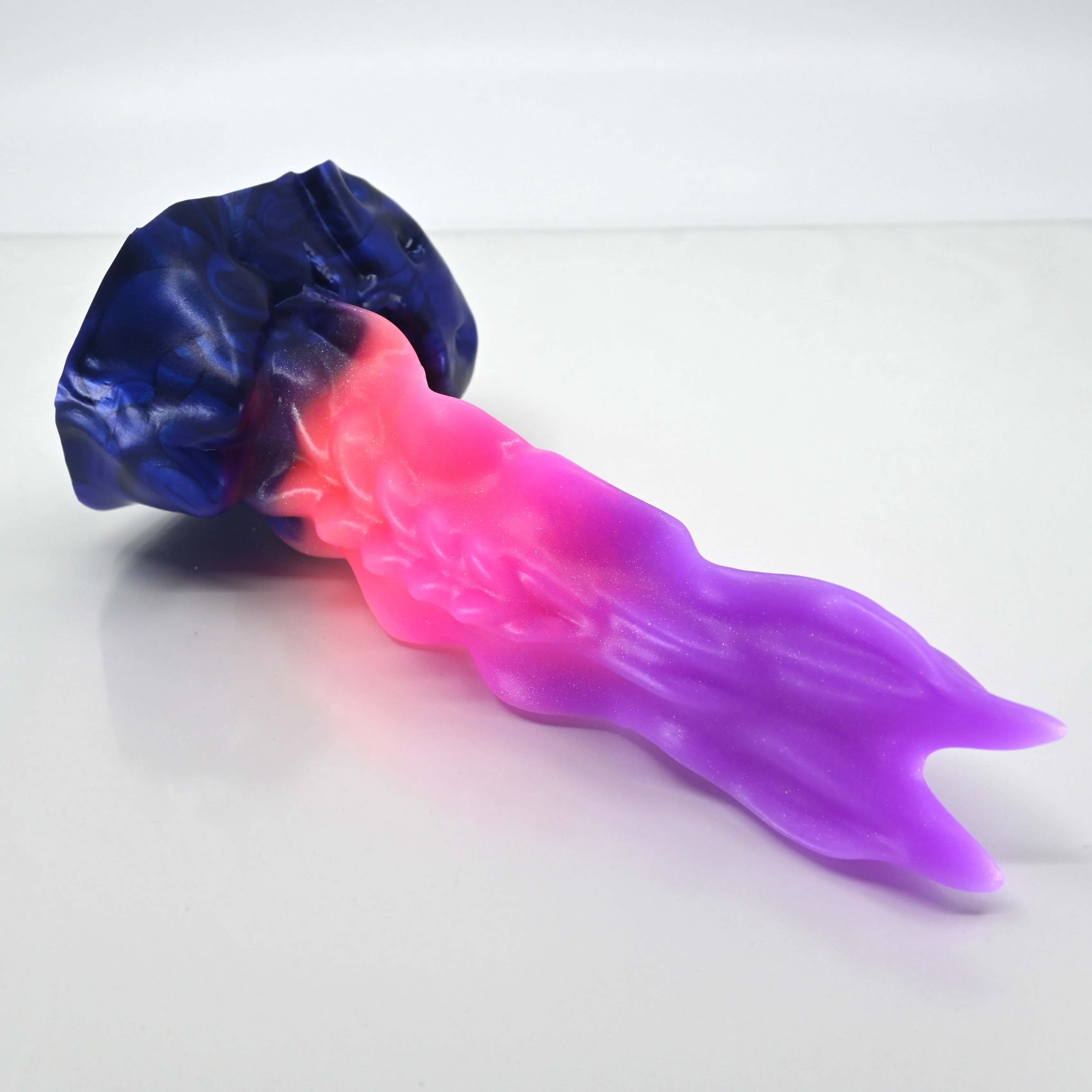V2MBN24 Snark's Maw Small 0050 UV GITD - Image 2