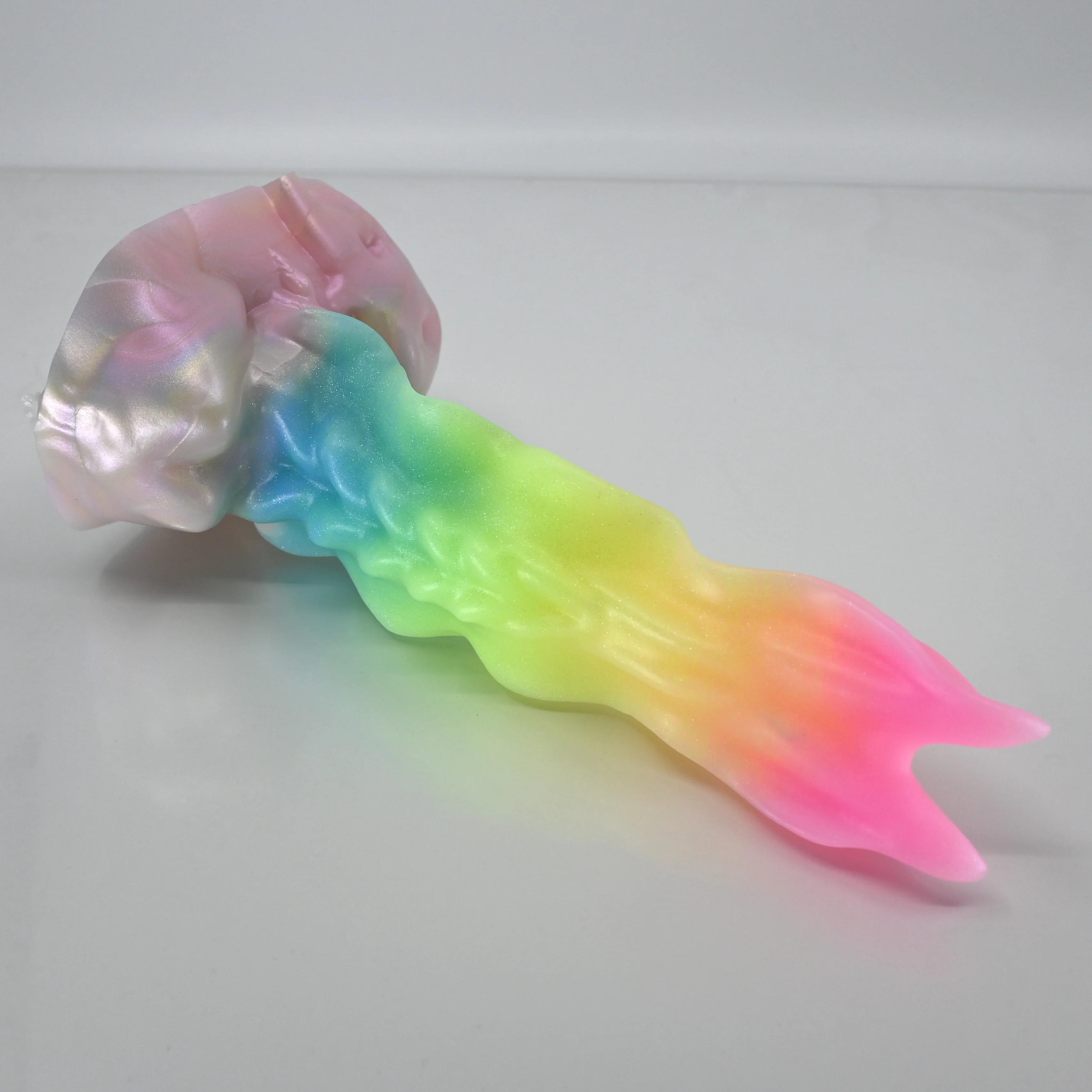 V2MBQ46 Snark's Maw Small 0050 UV GITD - Image 2