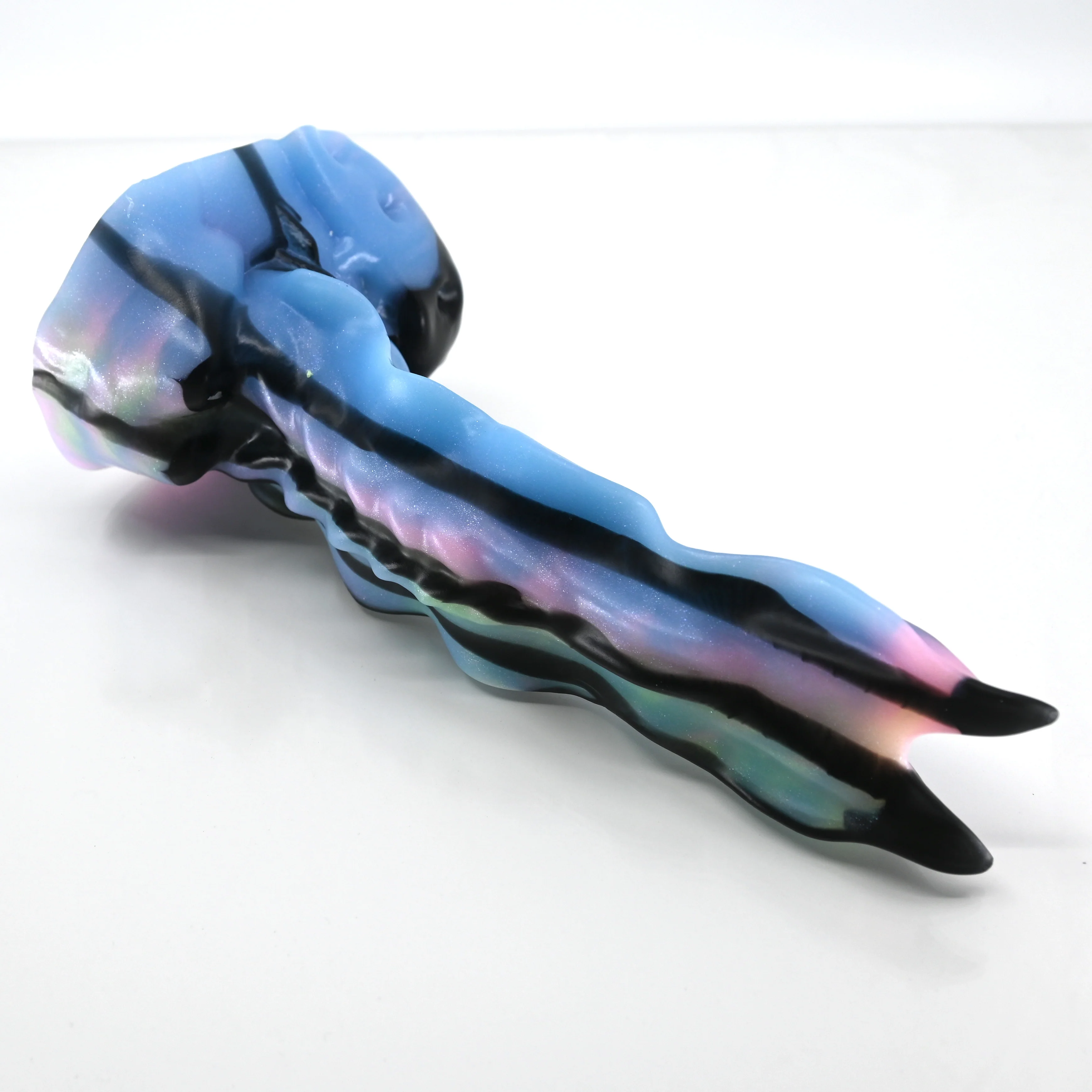 S2MBR59 Snark's Maw Small 0050 UV GITD - Image 2